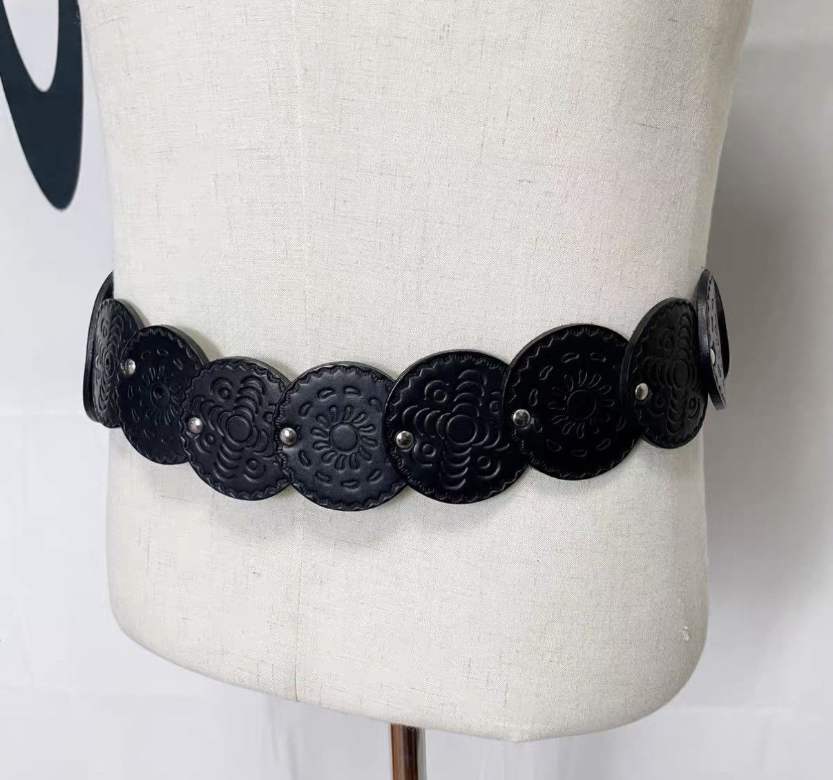 Dries Van Noten Dries Van Noten Floral Disc Leather Belt / Waist Belt J29 Size ONE SIZE - 5 Thumbnail