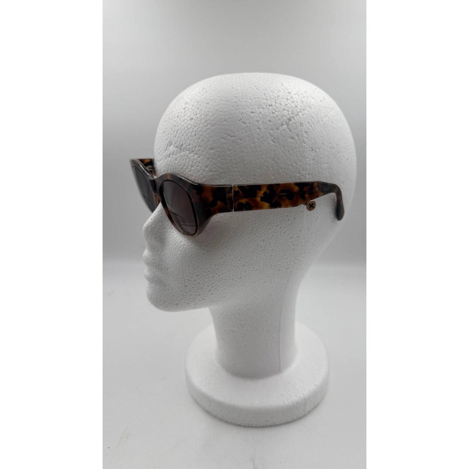 Oscar De La Renta Oscar Oscar de la Renta Sunglasses Frame Brown Tortoise Size ONE SIZE - 2 Thumbnail