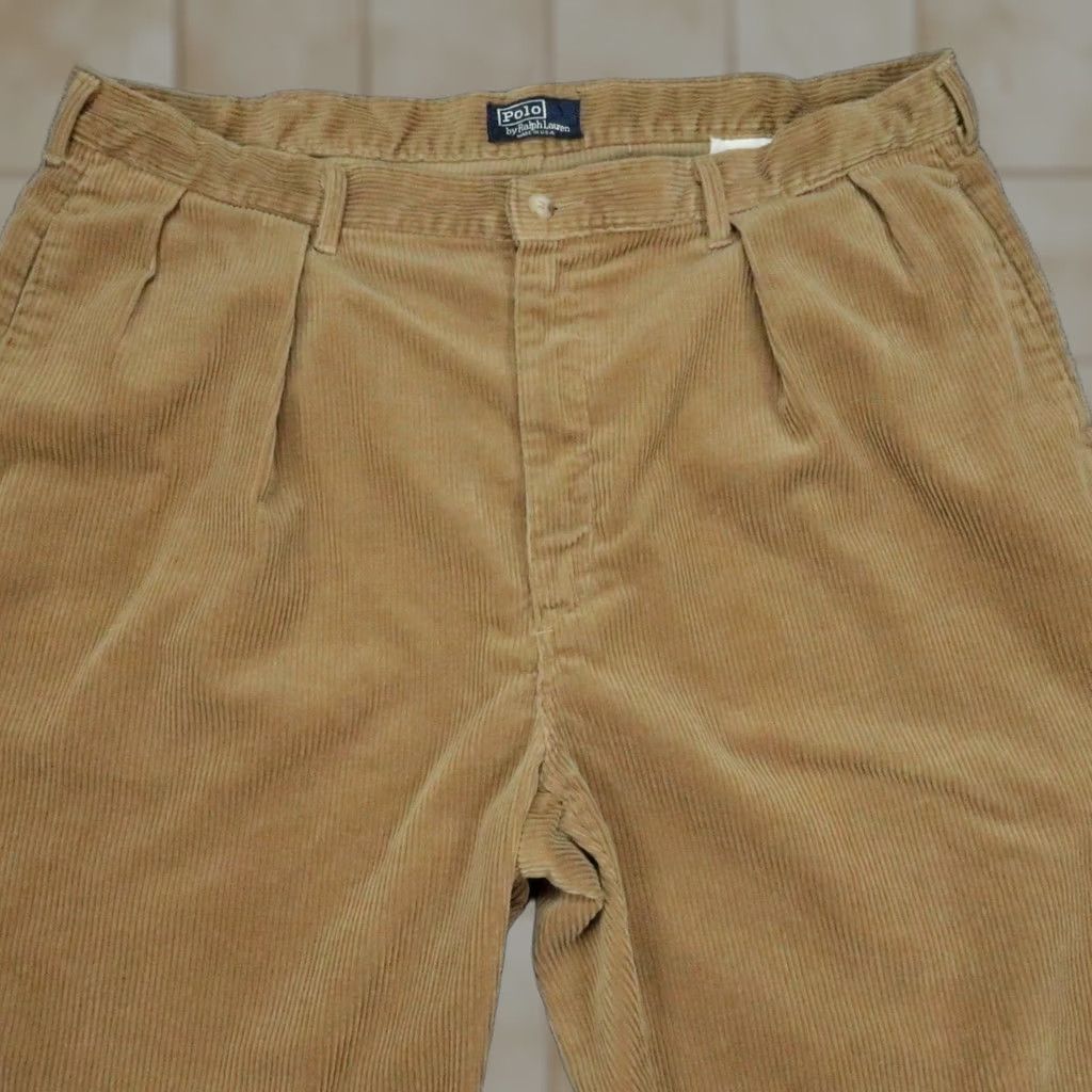 Polo Ralph Lauren VINTAGE Polo Ralph Lauren Pants Mens 38x30 Brown Corduroy Double Pleat USA Polo Ralph Lauren Pants Mens 38x30 Brown Corduroy Double Pleat USA Size US M / EU 48-50 / 2 - 1 Thumbnail