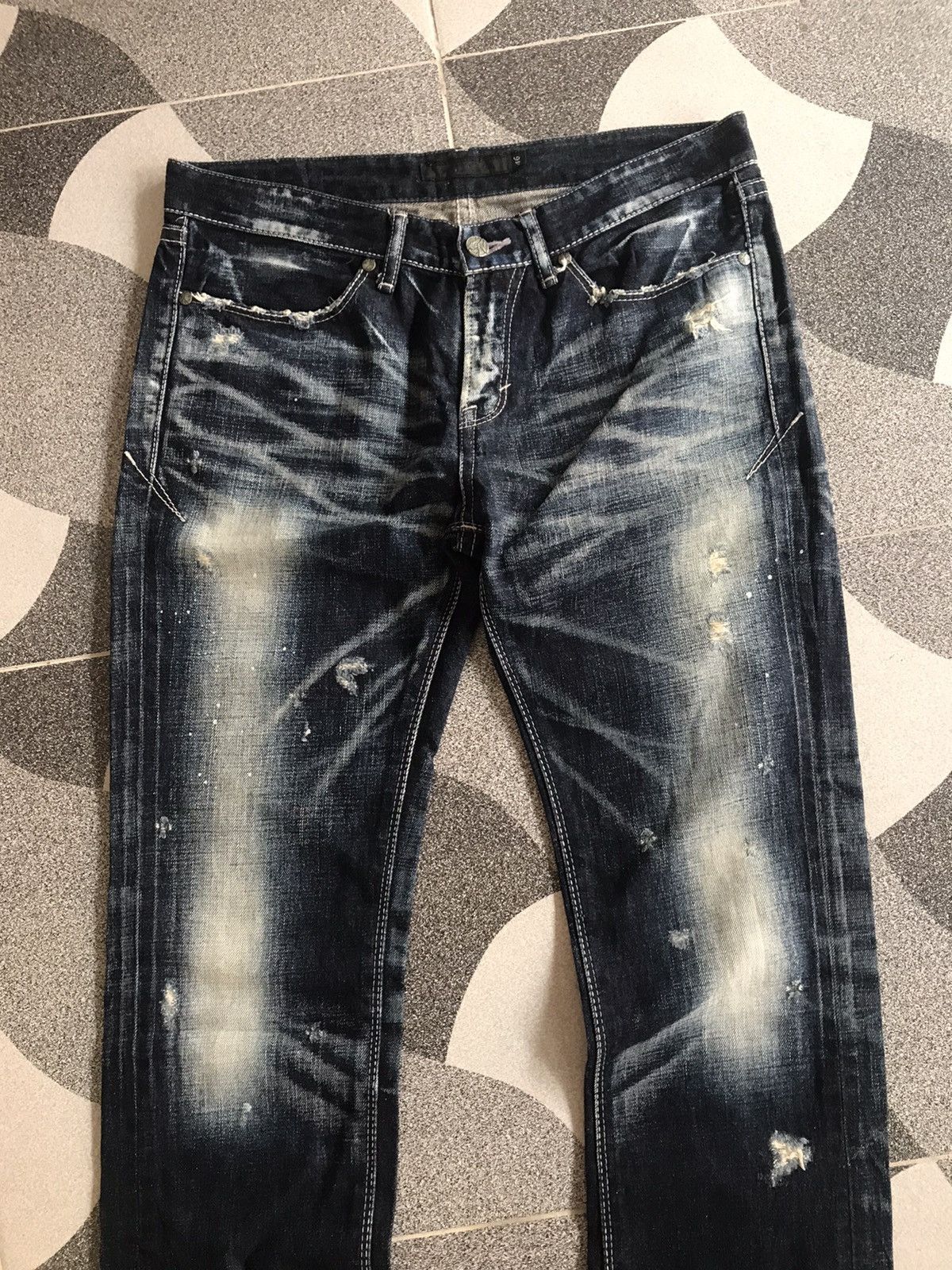 GOSTAR DE FUGA GOSTAR DE FUGA DISTRESSED WASHED PANTS Size US 32 / EU 48 - 4 Thumbnail