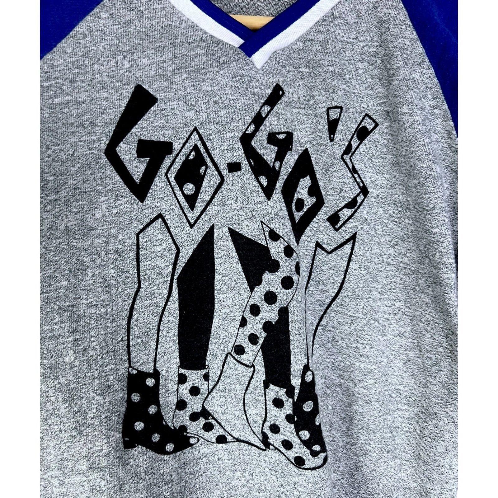 Other Go-Go's Vintage 80s VNeck Jersey Single Stitch T-Shirt -Sm Size S / US 4 / IT 40 - 2 Thumbnail