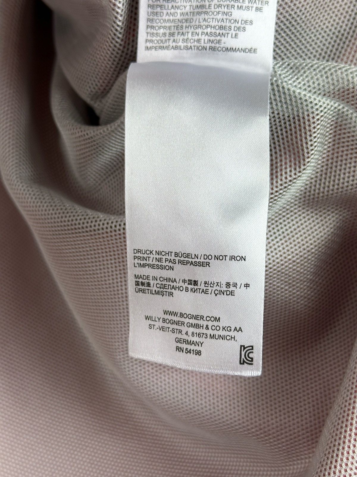 Bogner Bogner Fire + Ice Waterproof Breathable Lightweight Jacket Size US L / EU 52-54 / 3 - 22 Thumbnail