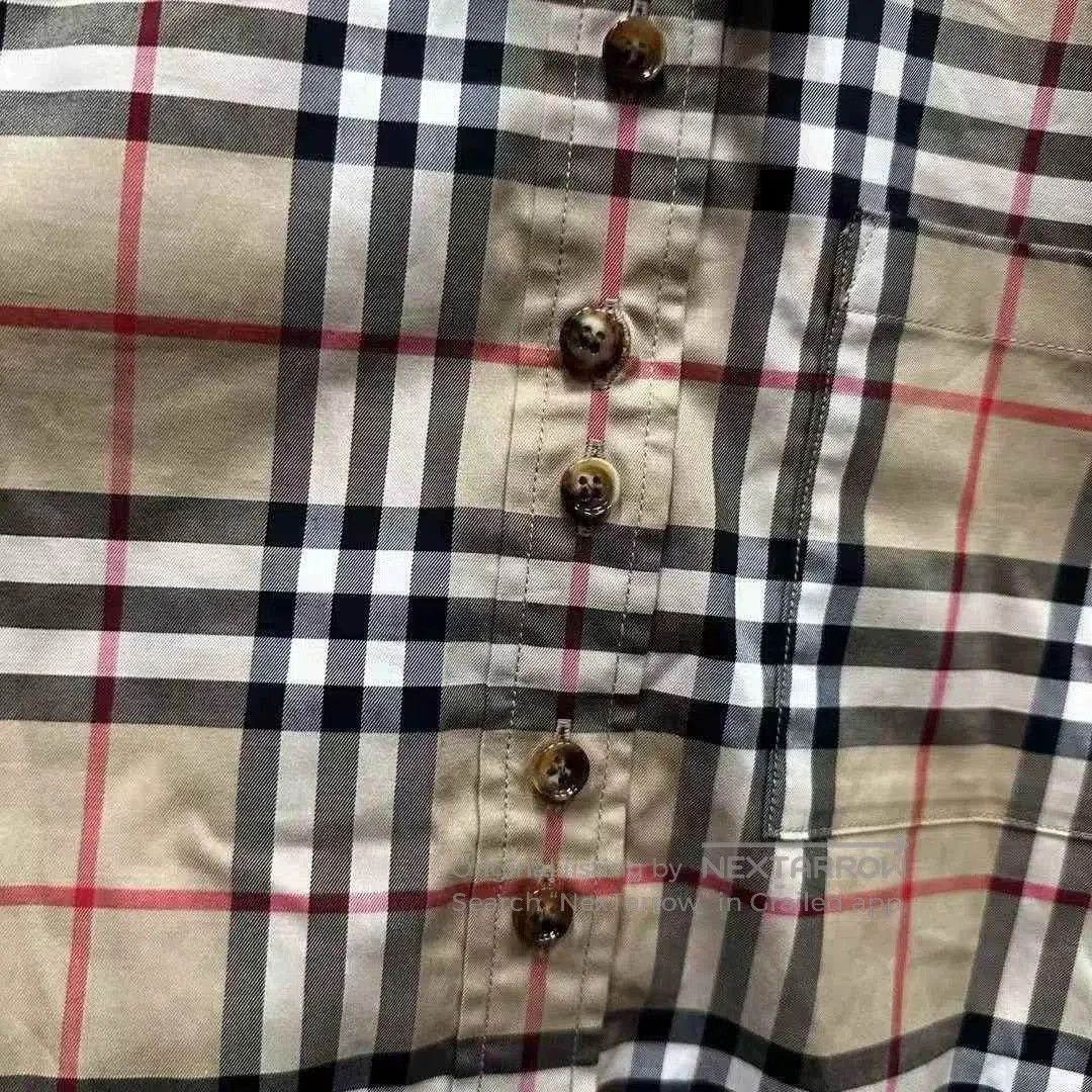 Burberry Burberry Red Collar Plaid Shirt UK6. Size XXS / US 00 / IT 34 - 3 Thumbnail