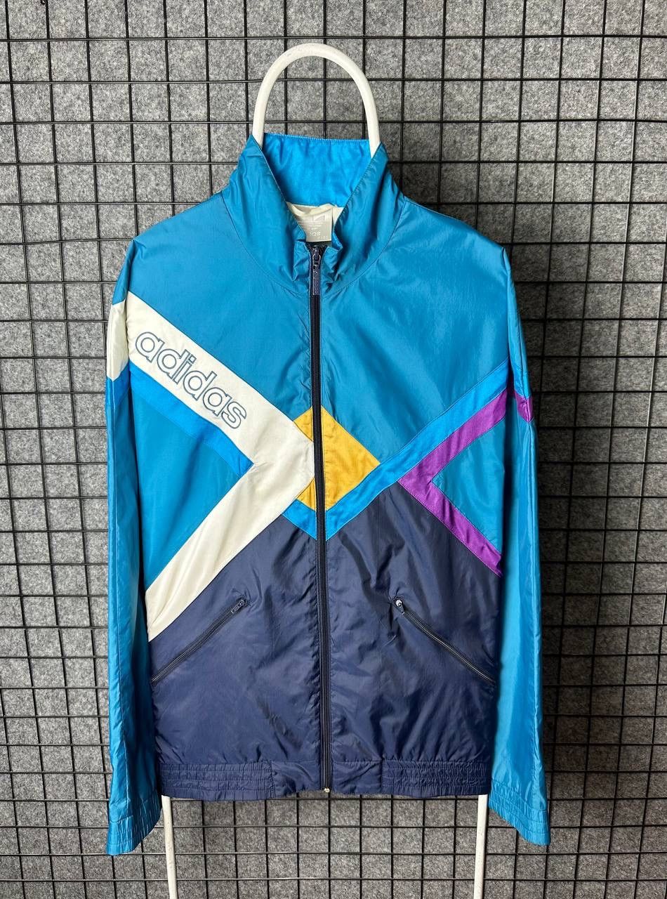 Vintage Vintage Adidas windbreaker track jacket size Medium Size US M / EU 48-50 / 2 - 1 Thumbnail
