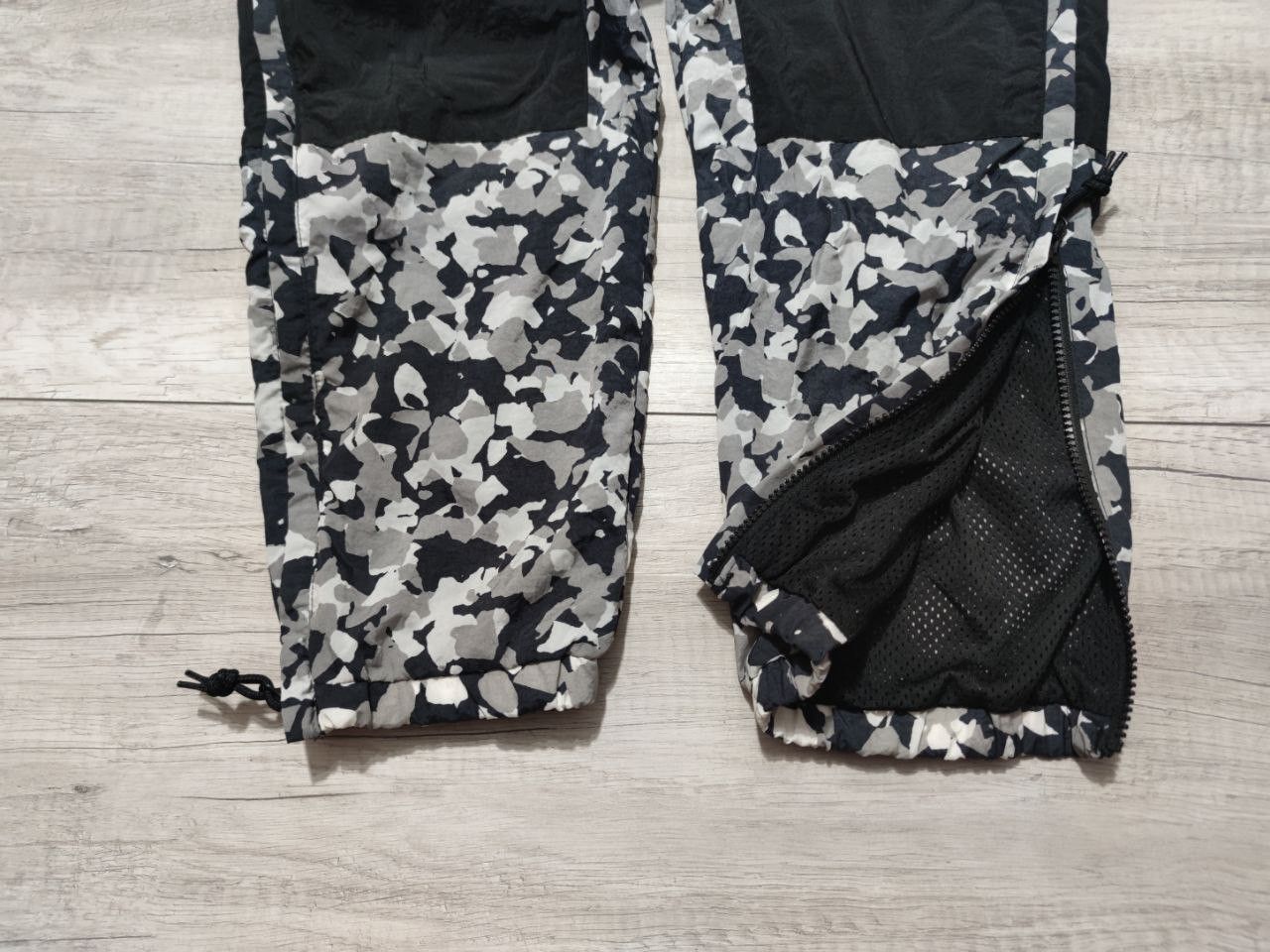 Nike ACG Nike NRG ACG Woven Overall Camo Print Black White Grey Mens Size US 30 / EU 46 - 13 Thumbnail