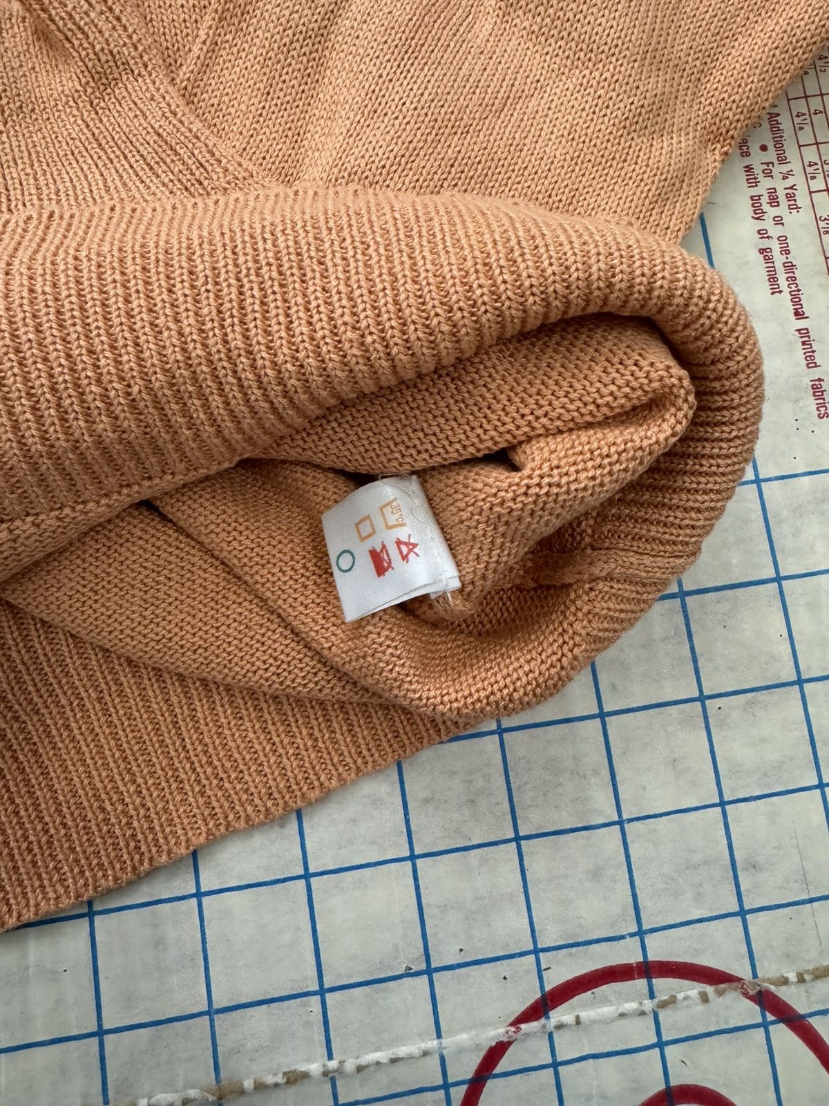 Christian Dior Monsieur × Vintage Vintage Christian Dior Monsieur V-Neck Knit Sweater Fits S Size US S / EU 44-46 / 1 - 7 Thumbnail