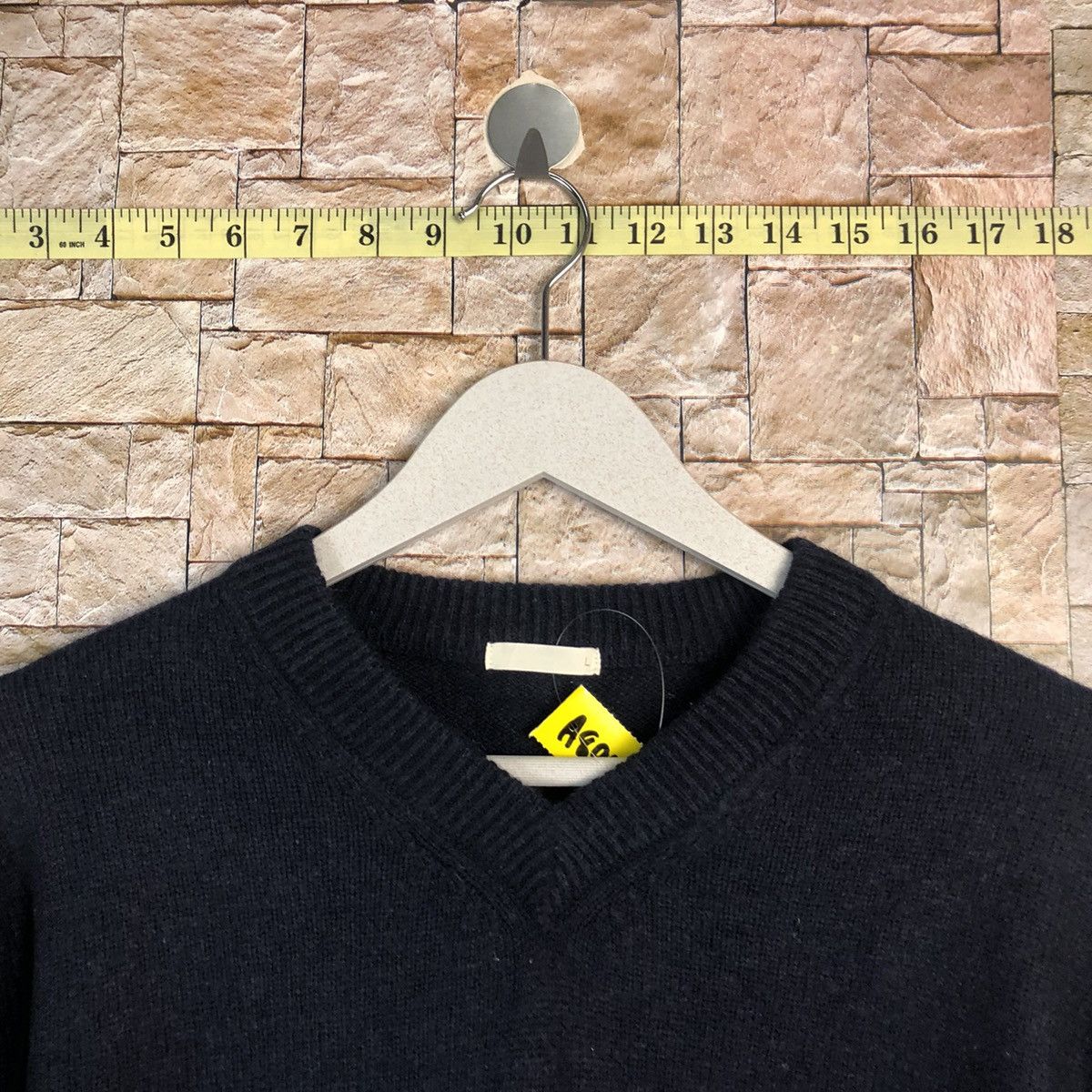 GU × Homespun Knitwear × Vintage GU japan Black plain vintage Knitwear #A894 Size US L / EU 52-54 / 3 - 4 Thumbnail