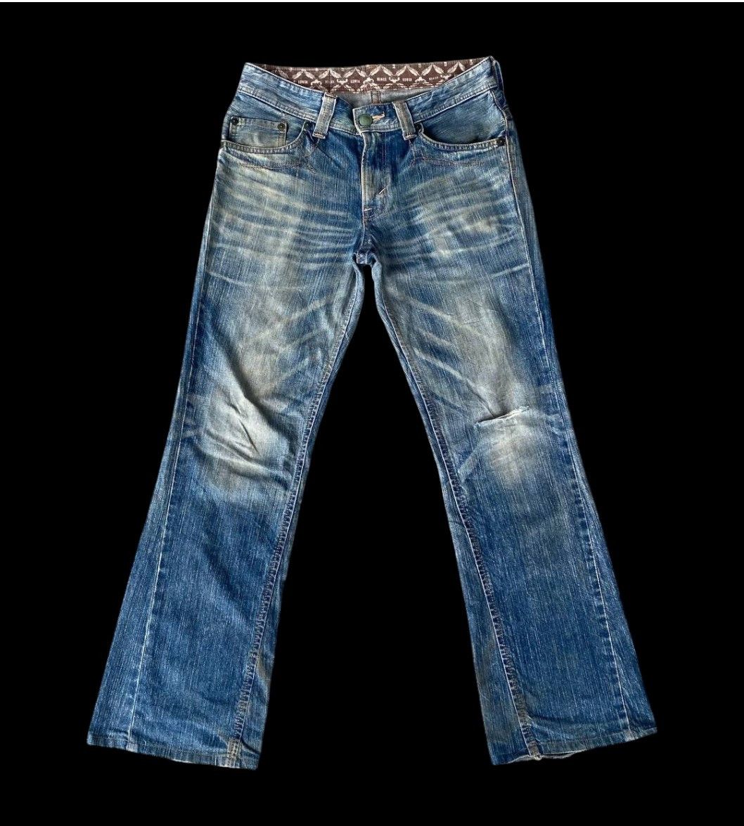 Edwin FLARED VINTAGE EDWIN JAPAN BULLS BOOTCUT DISTRESSED DENIM Size US 30 / EU 46 - 7 Thumbnail