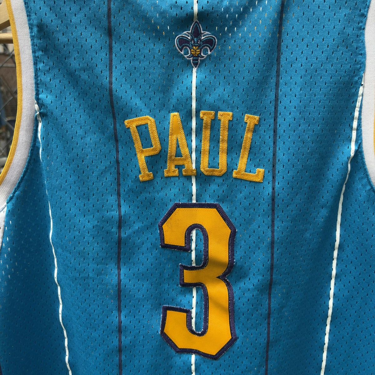 Adidas Vintage Adidas NBA ‘Chris Paul’ New Orleans Hornets Jersey Size US L / EU 52-54 / 3 - 6 Thumbnail