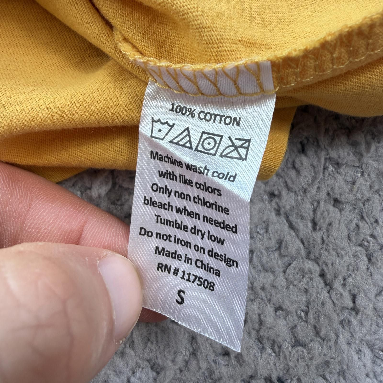 REEF Reef Yellow Baby Tee Womens Small Cropped Y2K Top Shirt NWT Size S / US 4 / IT 40 - 5 Thumbnail