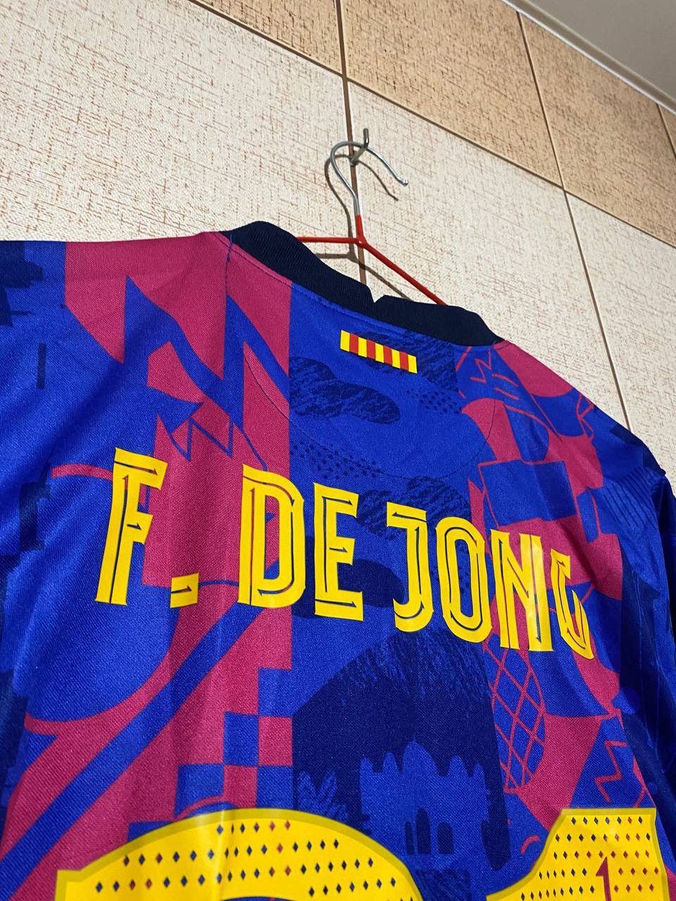 FC Barcelona 2021/22 Special Edition Jersey – De Jong 21