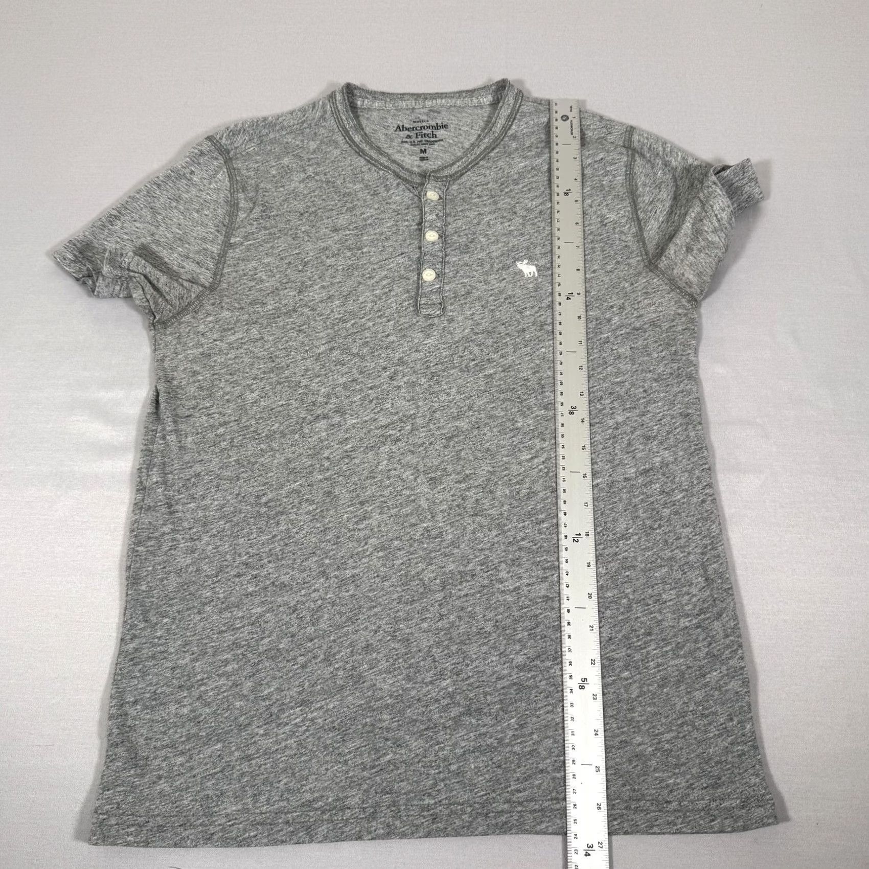 Abercrombie & Fitch Abercrombie & Fitch Shirt Mens Medium Gray Henley Short Sleeve Muscle Tee Stretch Size US M / EU 48-50 / 2 - 4 Thumbnail
