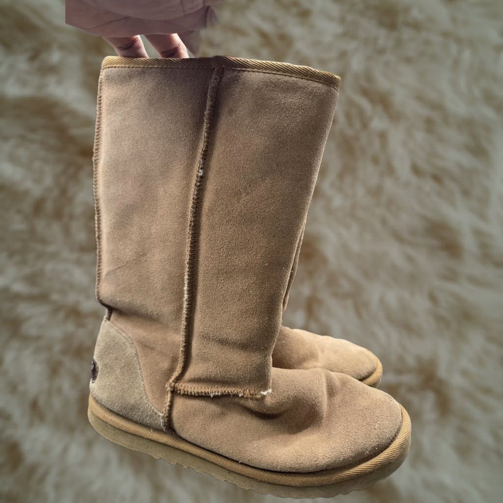 Ugg Australia Boot Womens Size 8 Brown Classic Tall Sheepskin Suede 5815 Damage, Women's