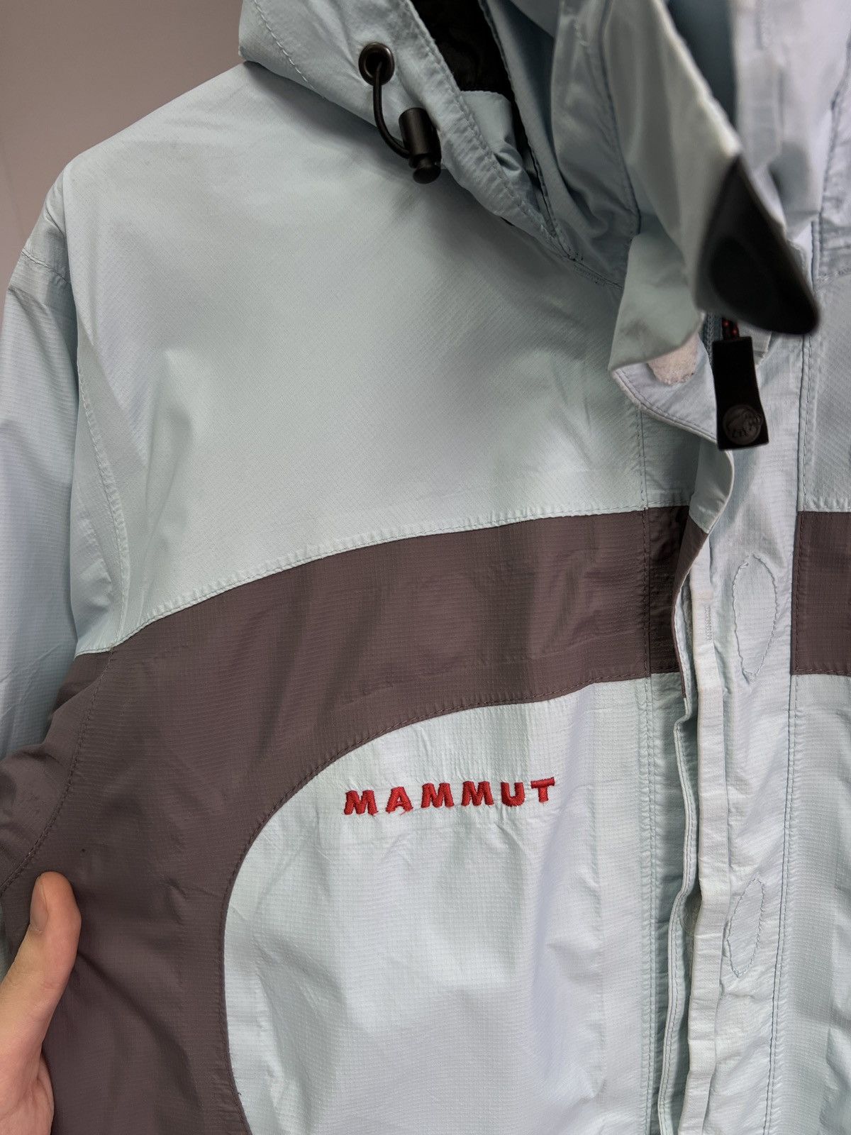 Mammut × Vintage Vintage MAMMUT GORE-TEX Light Blue Hooded women’s Jacket Size S / US 4 / IT 40 - 8 Thumbnail