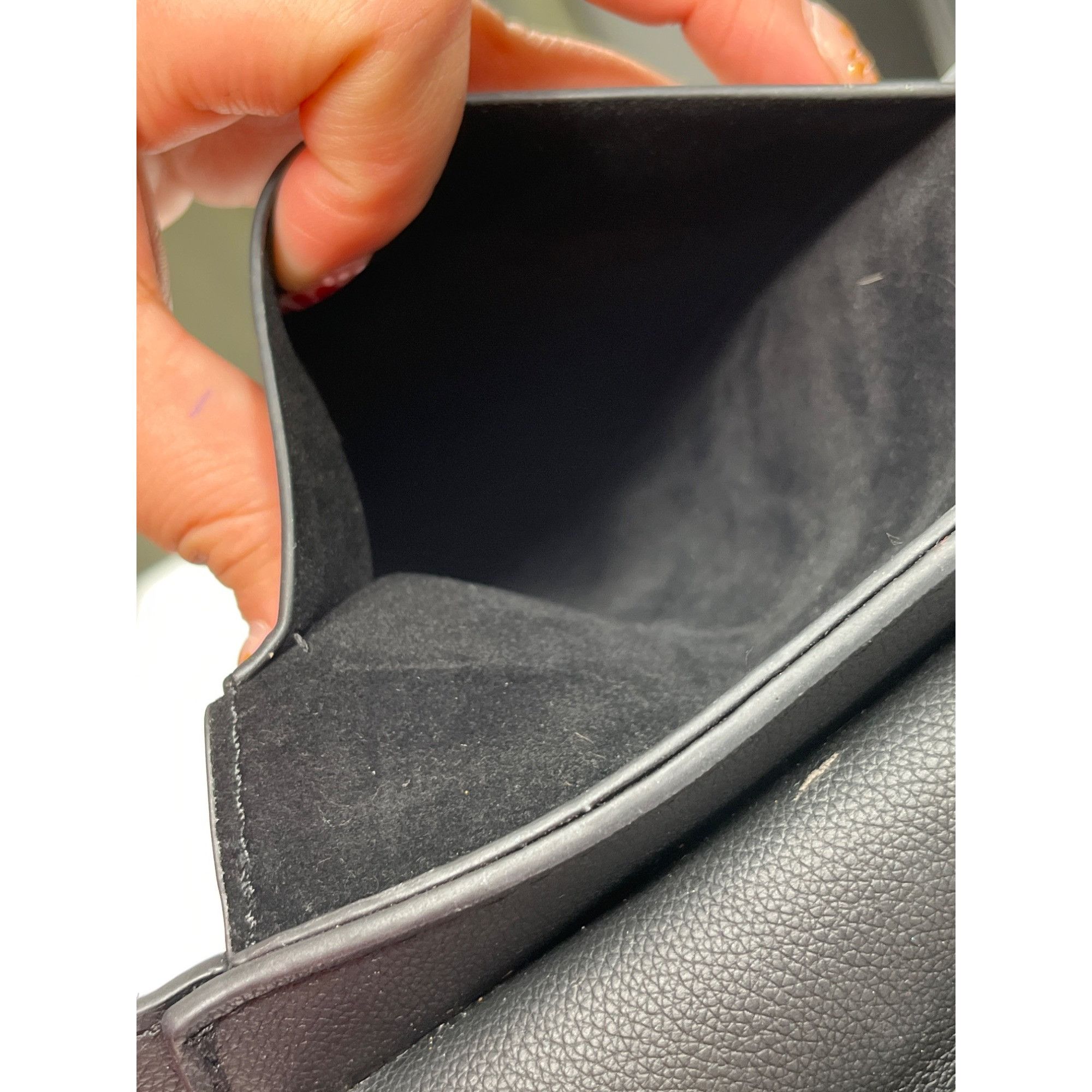 Designer Chic Black Leather Shoulder Bag SKU 7893 With Gold Chain Str Size ONE SIZE - 6 Thumbnail
