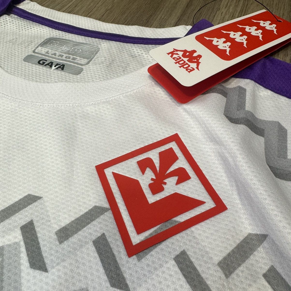 Kappa Fiorentina 24/25 white colour training jersey (Bnwt) Size US L / EU 52-54 / 3 - 4 Thumbnail