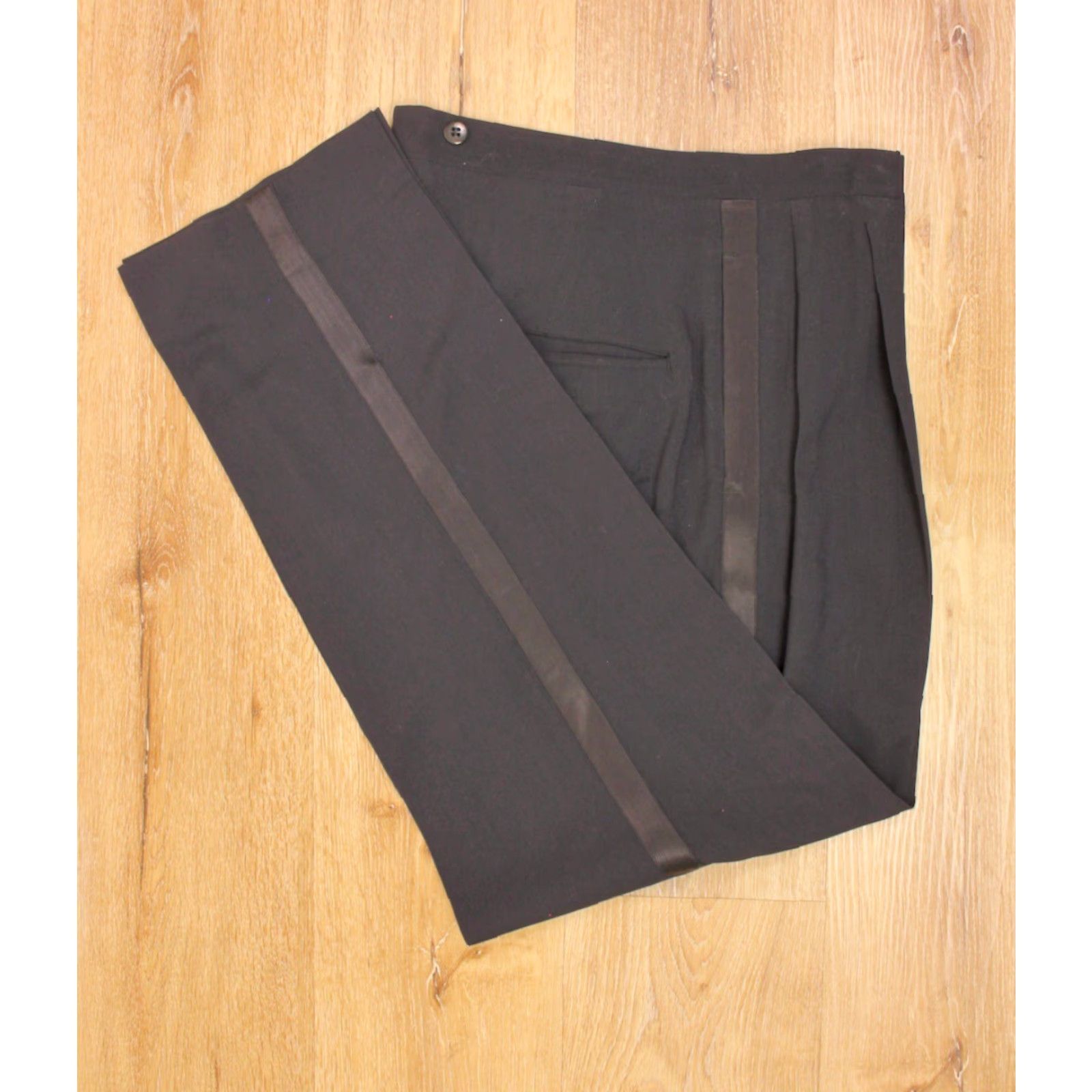 Vintage VINTAGE Men's VTG 50s Black & White 2 PC Tuxedo / Suit Sz M 1950s Tux Jacket Pants Mens Size 40R - 6 Thumbnail