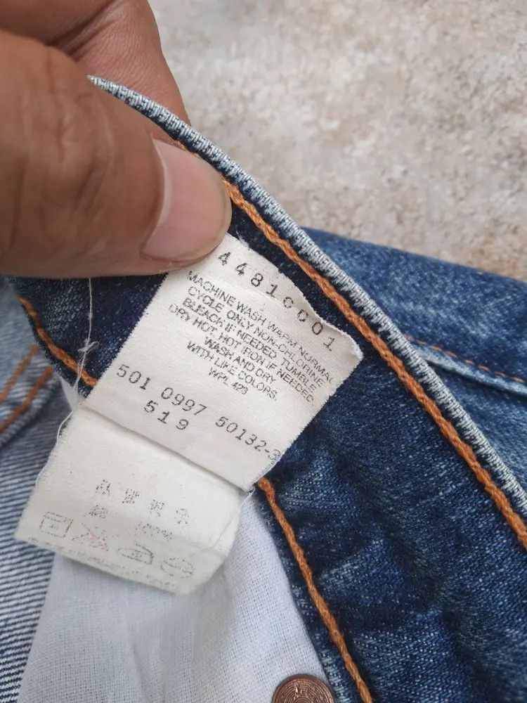 Levi's 90s Vintage Levi's Jeans 519 Made In USA Distressed Denim Size US 28 / EU 44 - 10 Thumbnail