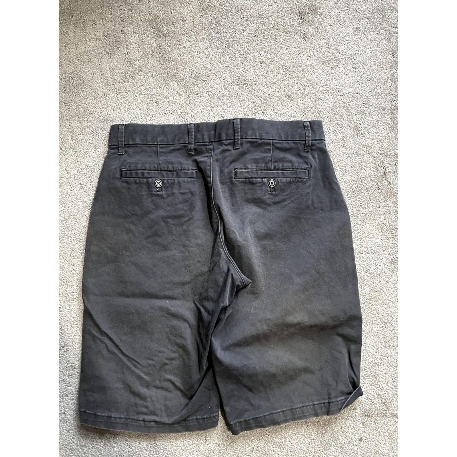 Gap Gap Men's Khaki Flat Front Shorts Black Size 29 Inseam 12” Casual Outdoor Preppy Size US 29 - 2 Thumbnail