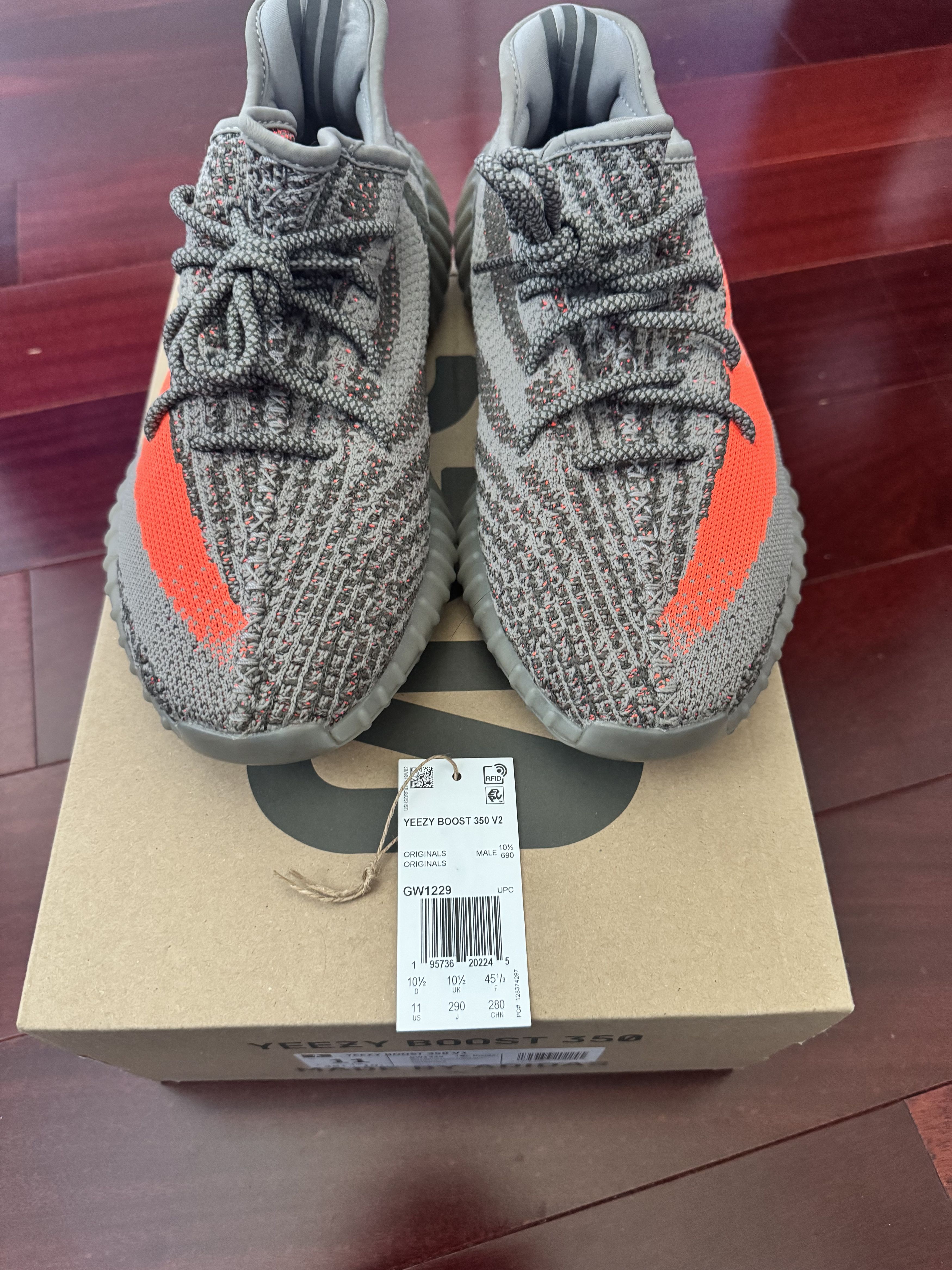 Yeezy Yeezy Boost 350 V2 Beluga Reflective Size US 11 / EU 44 - 6 Thumbnail