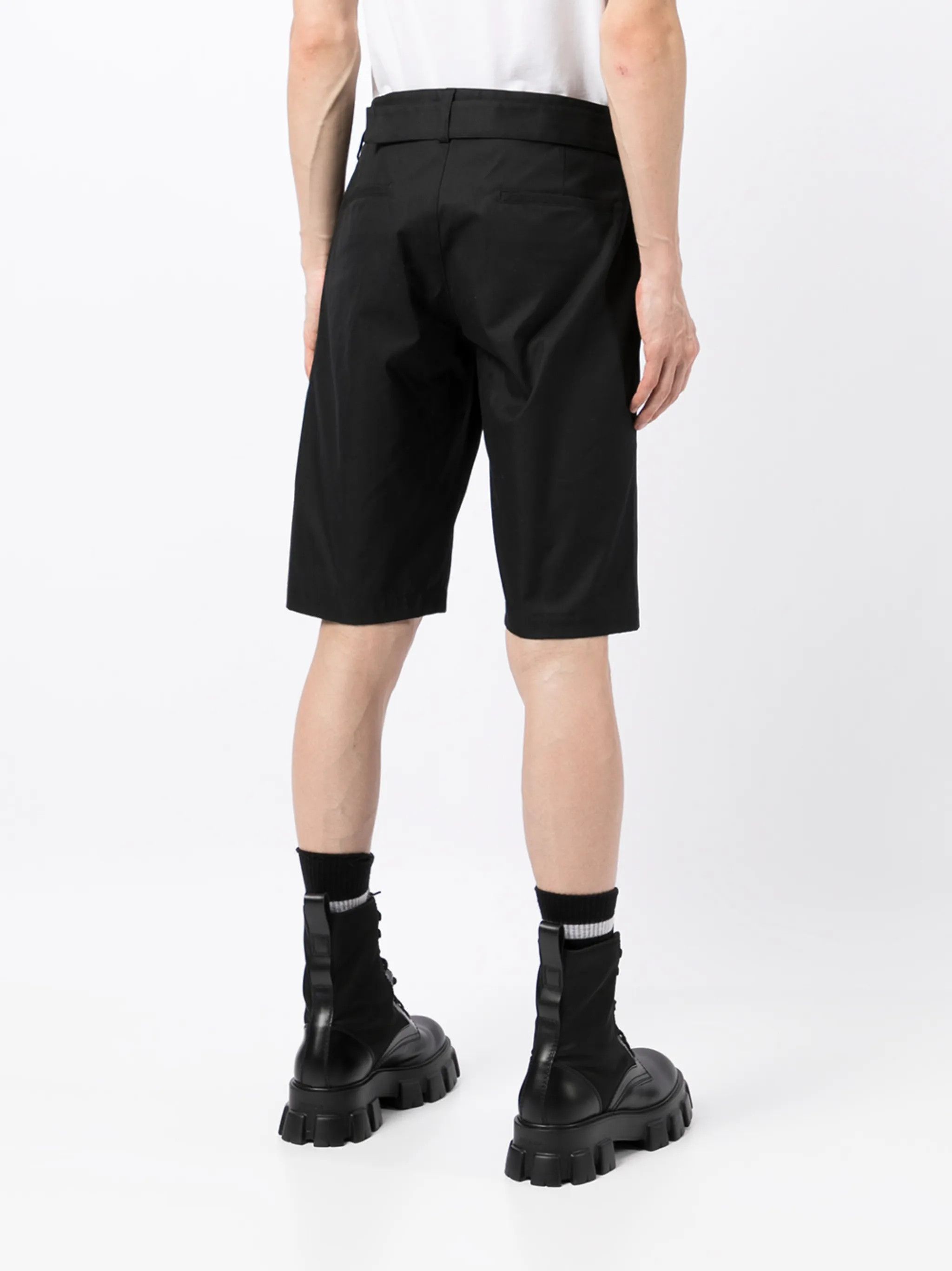 Off-White o1gr1nt0125 Industrial Belt Chino Short in Black Size US 32 / EU 48 - 4 Thumbnail