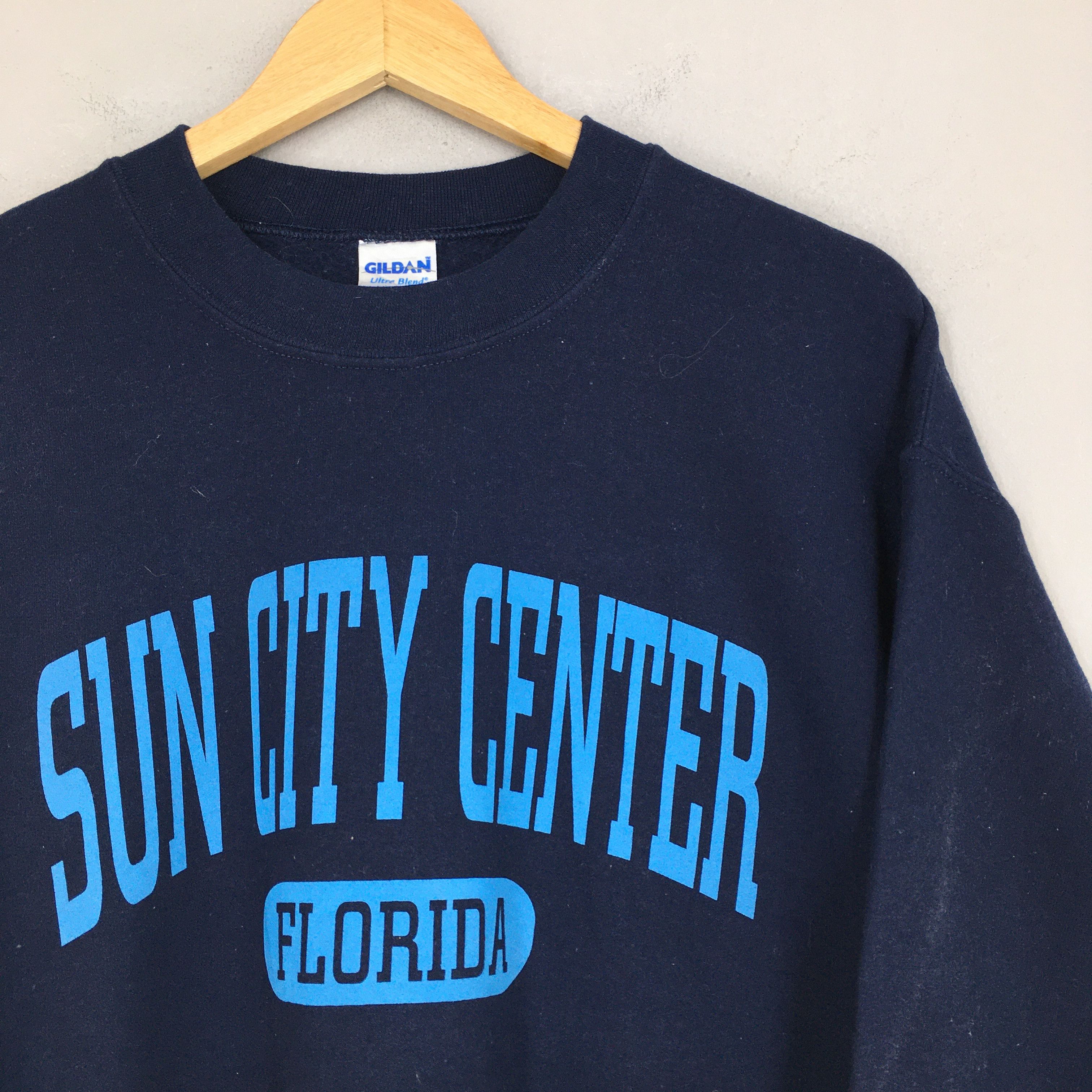 Gildan × Vintage Vintage Sun City Center Florida Blue Sweatshirt Medium Size US M / EU 48-50 / 2 - 2 Thumbnail
