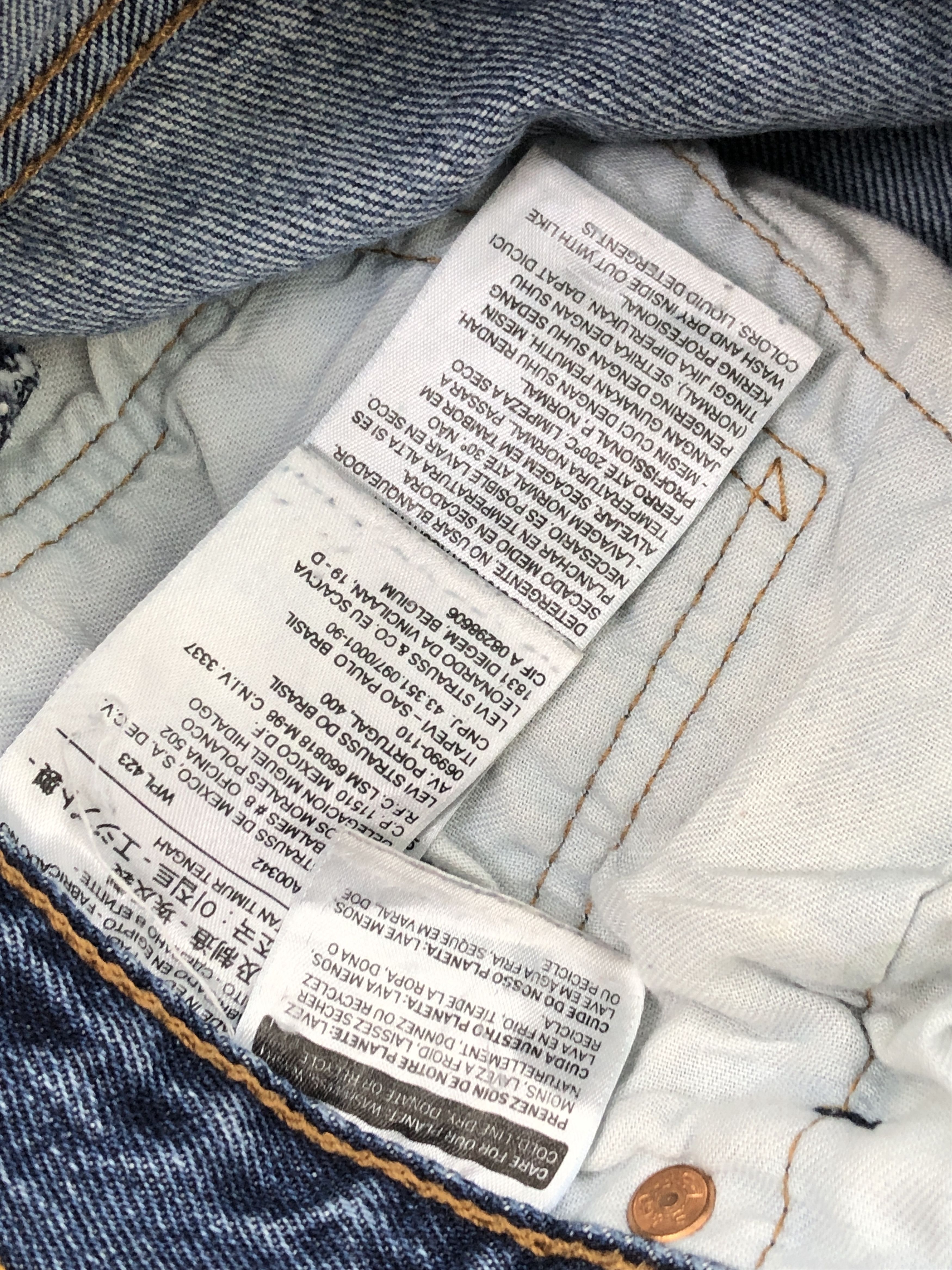 Levi's × Vintage Distressed Vintage Levi's 501 Blue Denim Jeans Size US 32 / EU 48 - 8 Thumbnail