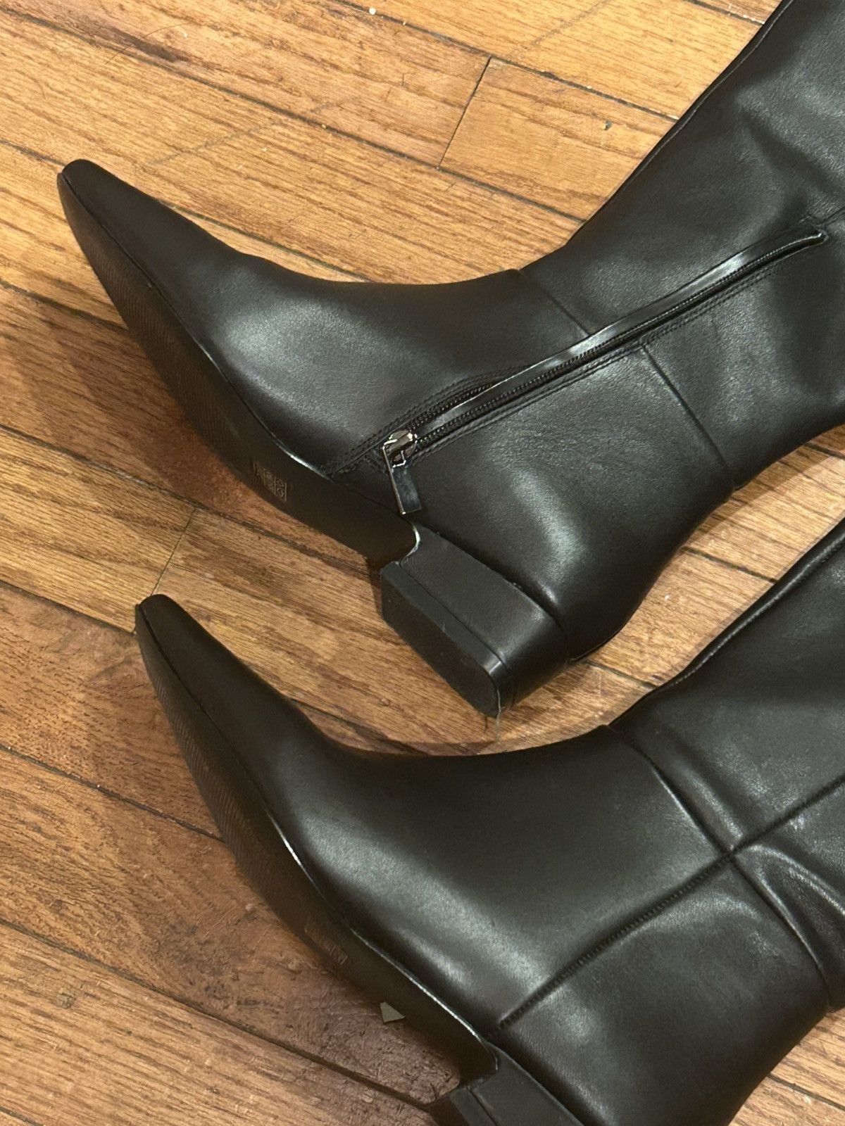 Jason Wu Jason Wu All Leather low Block Heel Size US 7.5 / IT 37.5 - 5 Thumbnail