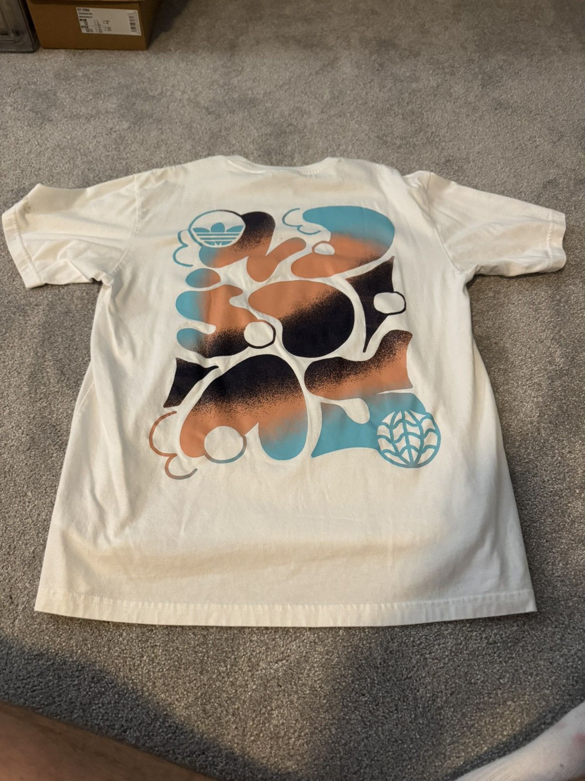 Adidas Adidas Ying Yang White Tee Size US L / EU 52-54 / 3 - 2 Thumbnail