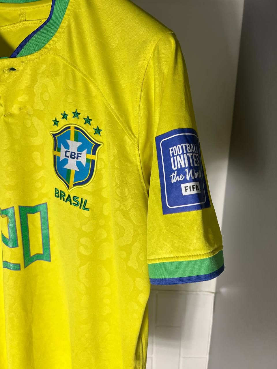Vintage VERY RARE NIKE BRAZIL VINI 20 SOCCER JERSEY BLOKE Y2K RETRO Size US M / EU 48-50 / 2 - 7 Thumbnail