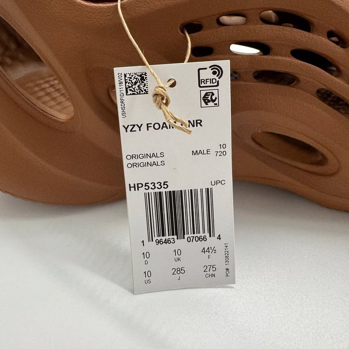 Adidas Adidas Yeezy Foam RNR Clay Red Size US 10 / EU 43 - 8 Thumbnail