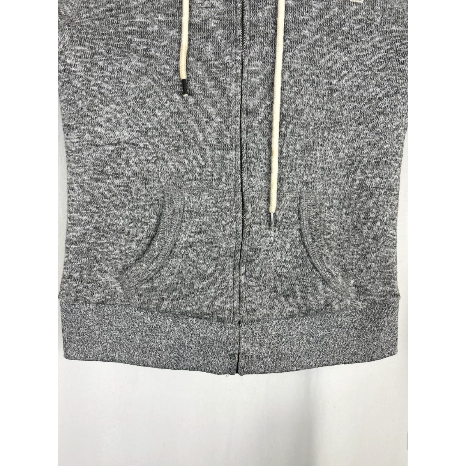 Abercrombie & Fitch Abercrombie & Fitch Women's Gray Mid-Length Full Zip Jacket User: Abercrombie & Fitch Women's Gray Mid-Length Full Zip Jacket Size S / US 4 / IT 40 - 6 Thumbnail