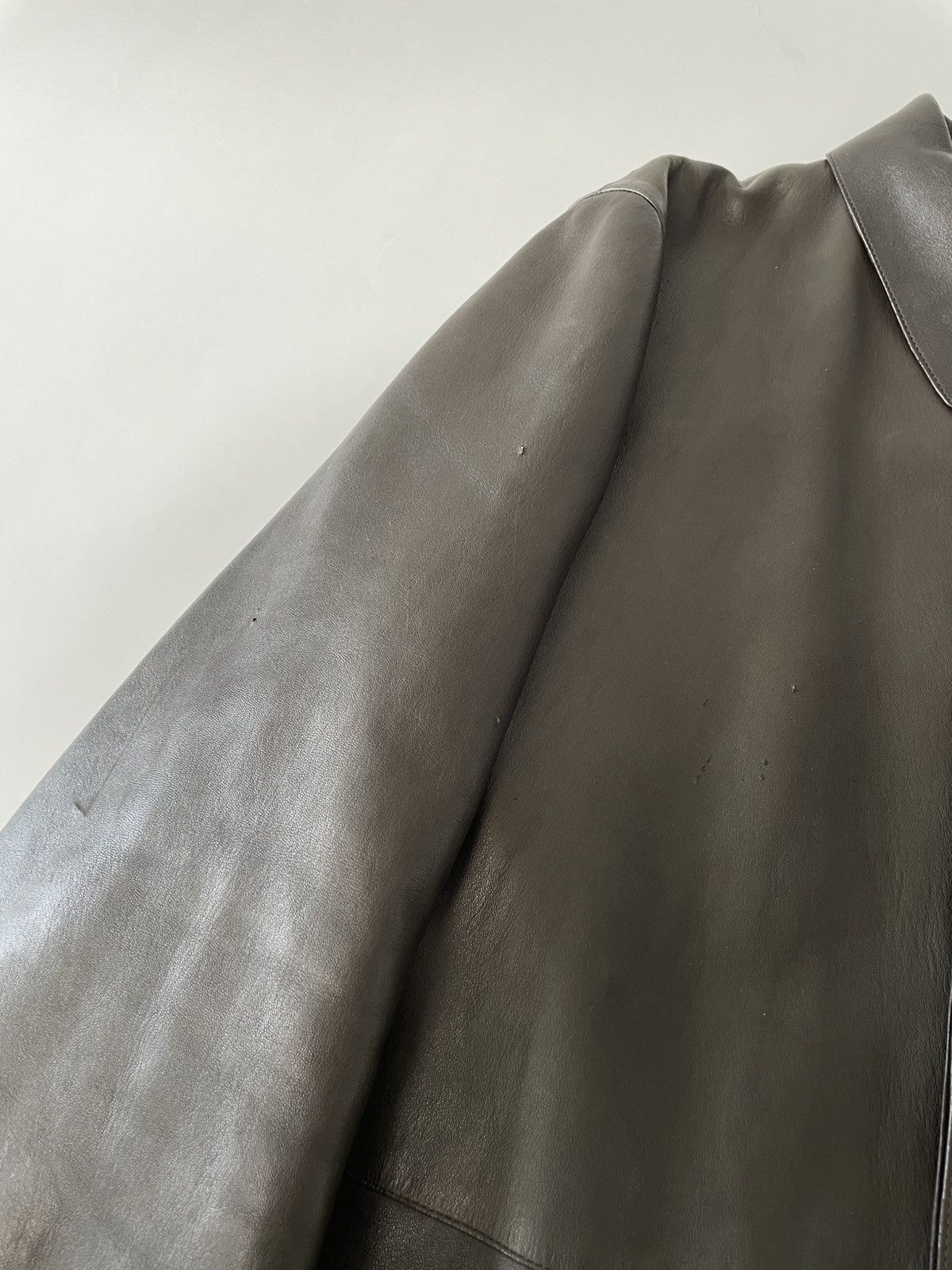 Prada Prada Heavy Leather Coat Size US L / EU 52-54 / 3 - 6 Thumbnail