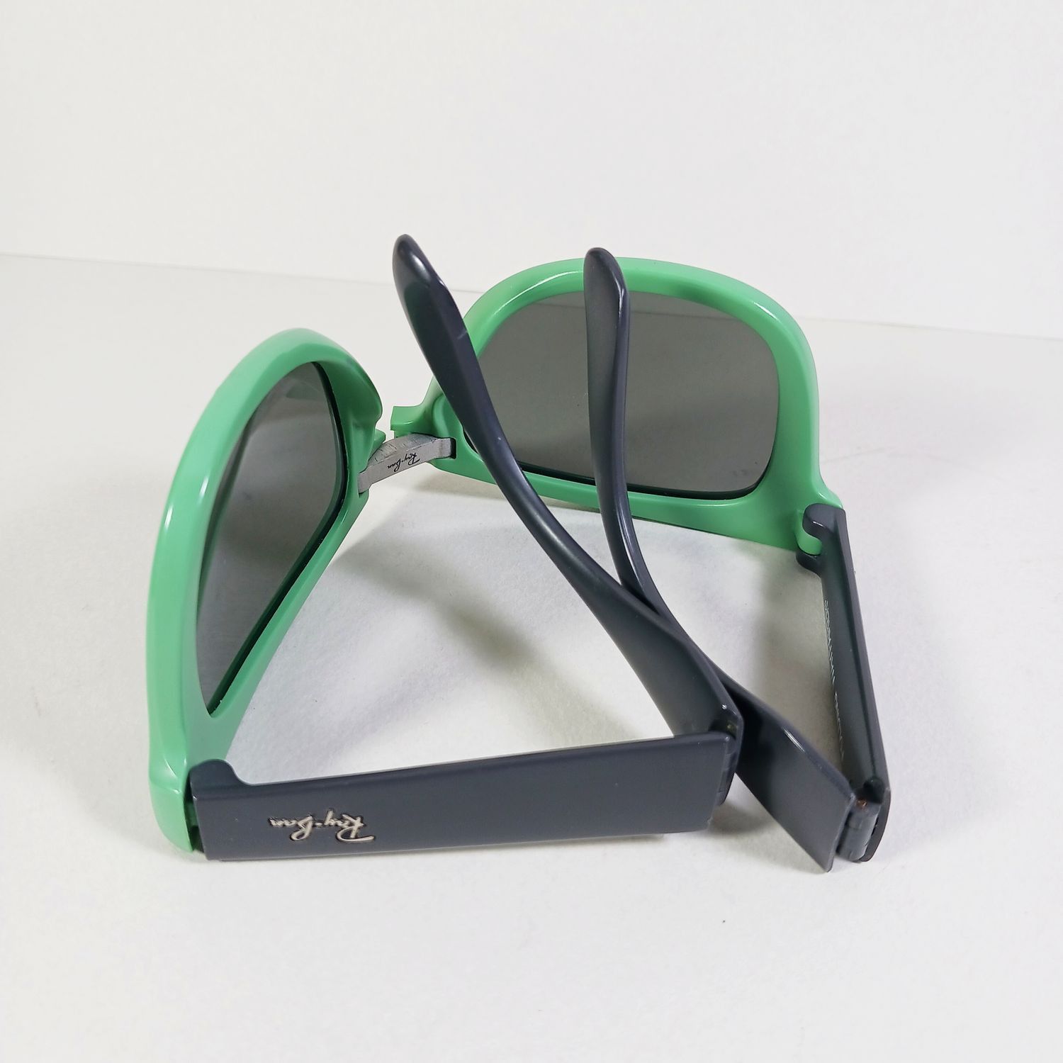 RayBan Ray Ban RB4105 Green/Gray Folding Wayfarer Sunglasses w/Case Size ONE SIZE - 6 Thumbnail
