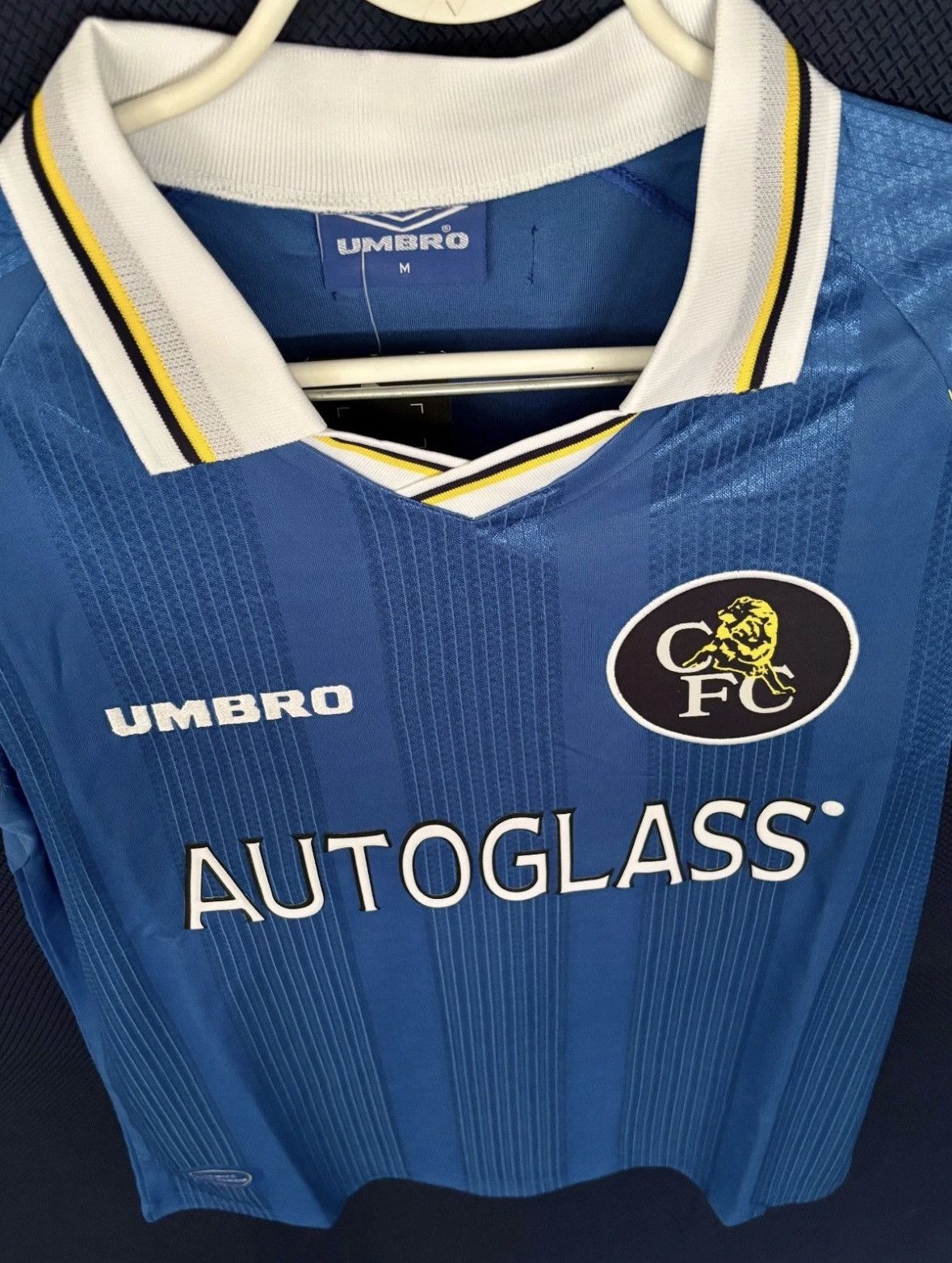 Umbro Chelsea 1997/99 Home Retro Jersey -M Size US M / EU 48-50 / 2 - 3 Thumbnail
