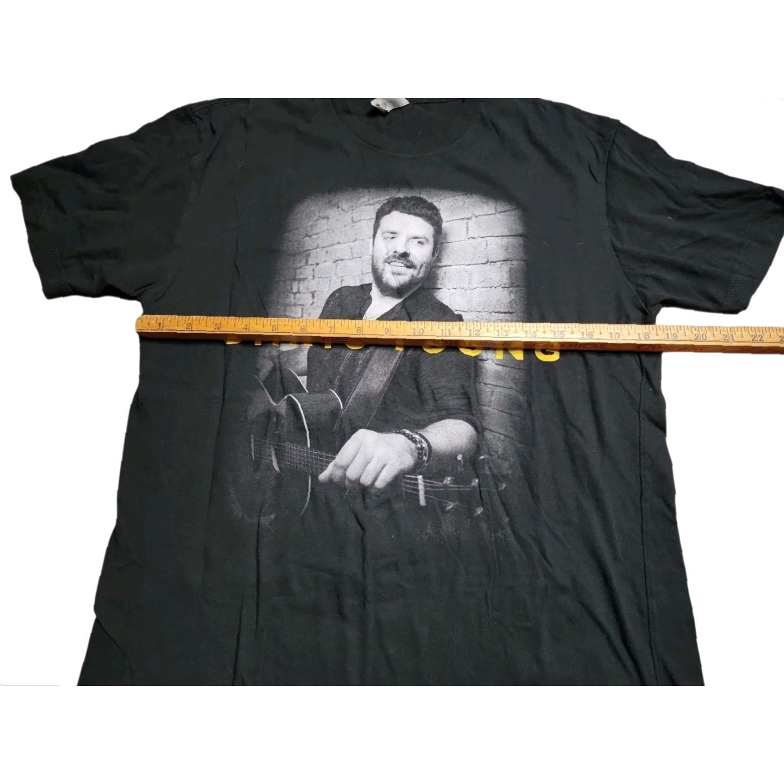 Next Level Chris Young Raised on Country World Tour 2019 Double-Sided T Shirt Mens M Black Next Level Tee Size US M / EU 48-50 / 2 - 3 Thumbnail