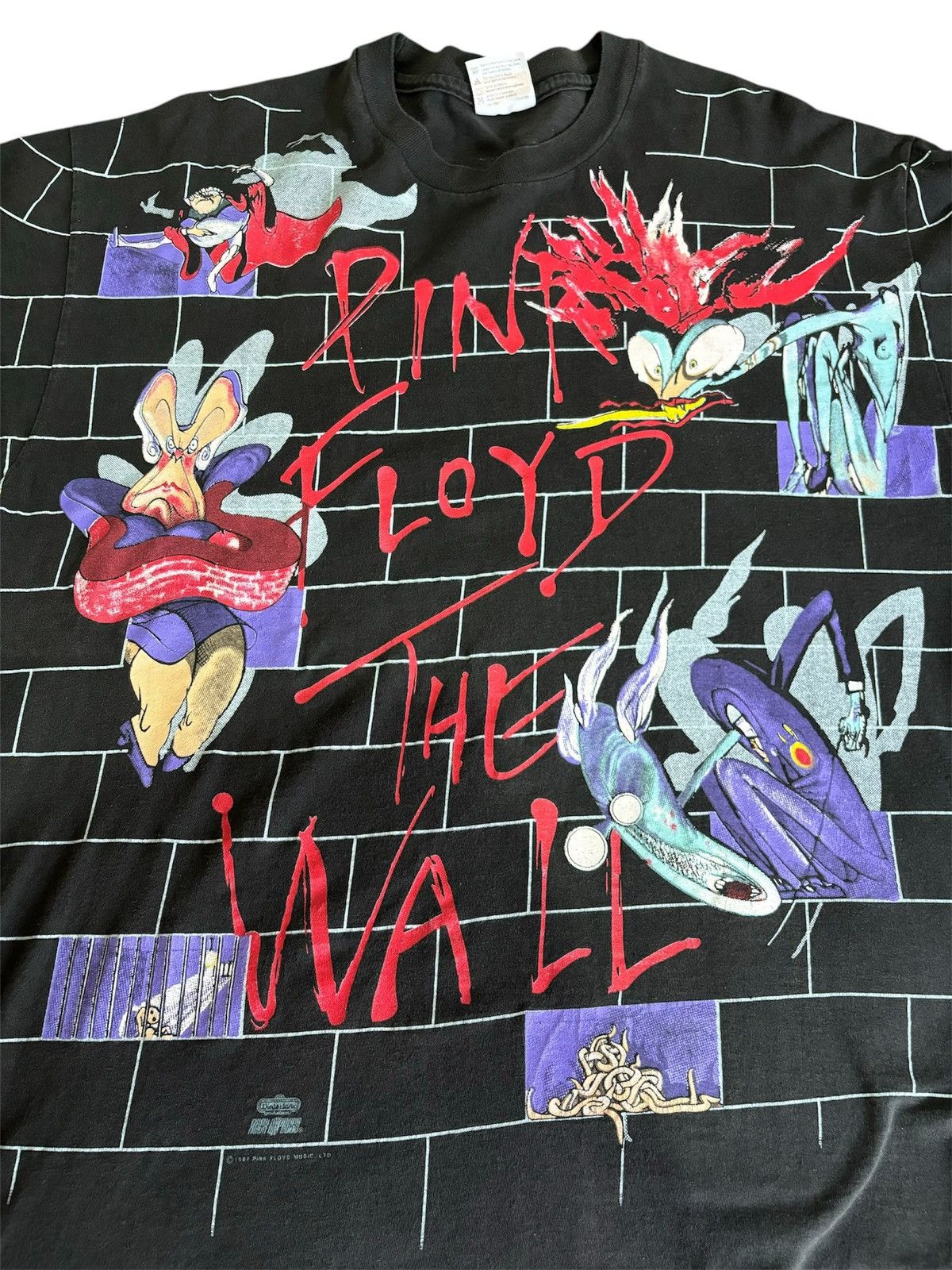 Band Tees × Vintage Vintage 1982 Pink Floyd The Wall All Over Print Size US XL / EU 56 / 4 - 3 Thumbnail