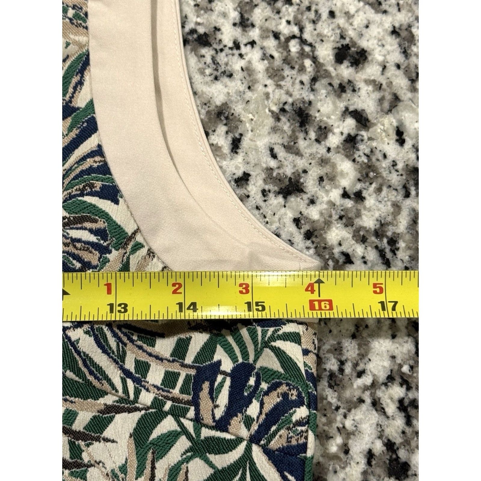 J.McLaughlin J. McLaughlin Sleeveless Botanical Jacquard Sandra Dress Pencil Dress Size 0 Multicolor Women Knee Length EUC Size XS / US 0-2 / IT 36-38 - 4 Thumbnail