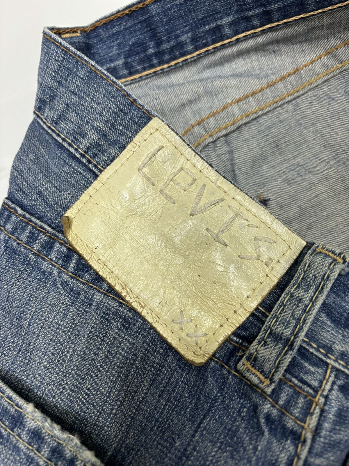 If Six Was Nine 🔥Levi’s 507 Distressed Patchwork Denim Jeans Size US 32 / EU 48 - 7 Thumbnail