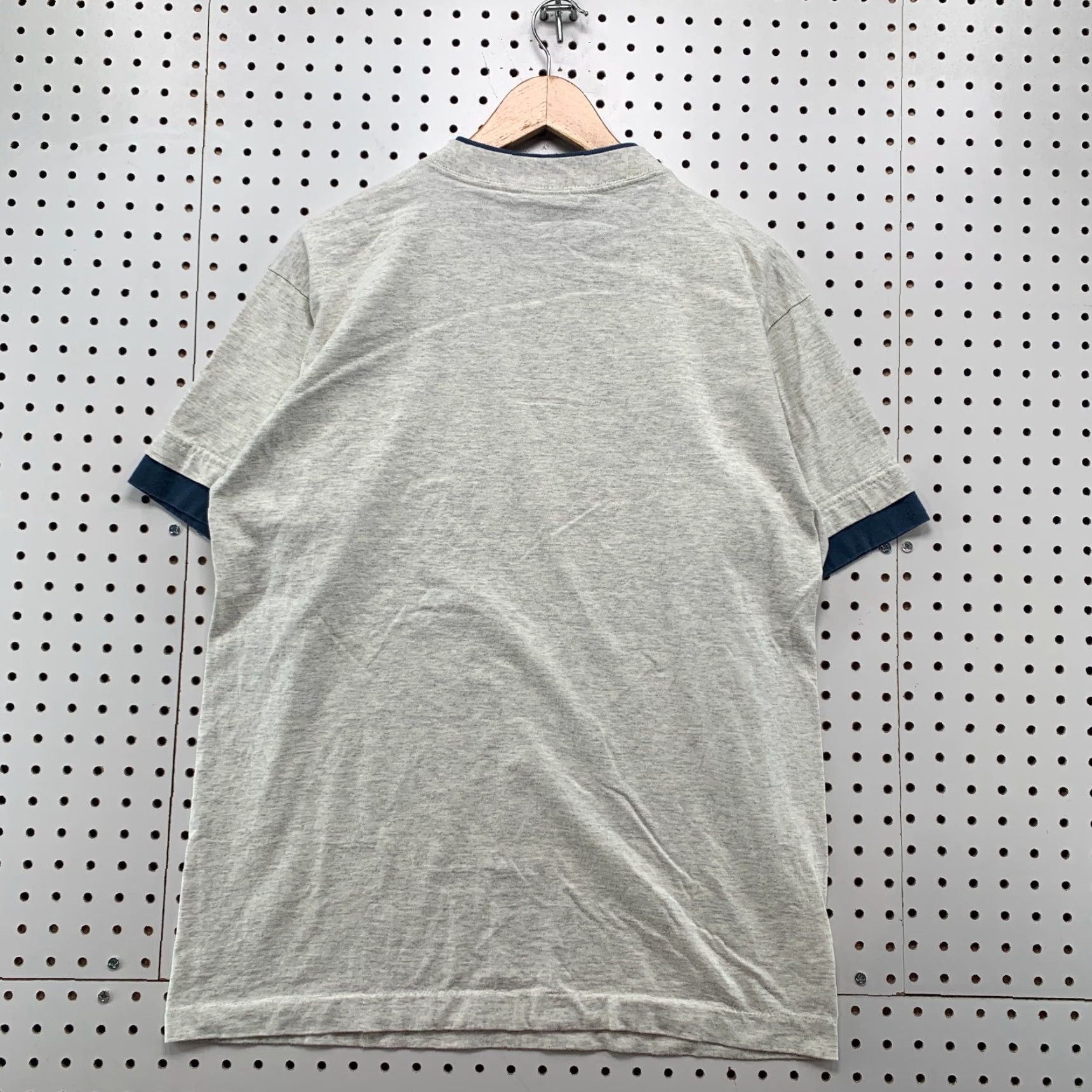 Vintage VINTAGE 90s Alore Lake Norfolk Graphic Print Shirt Adult Large Gray Outdoor Mens Size US L / EU 52-54 / 3 - 2 Thumbnail