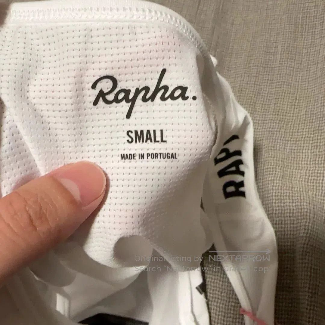 Rapha Rapha Women's Pro Team Training Bib Shorts. Size 22" - 3 Thumbnail