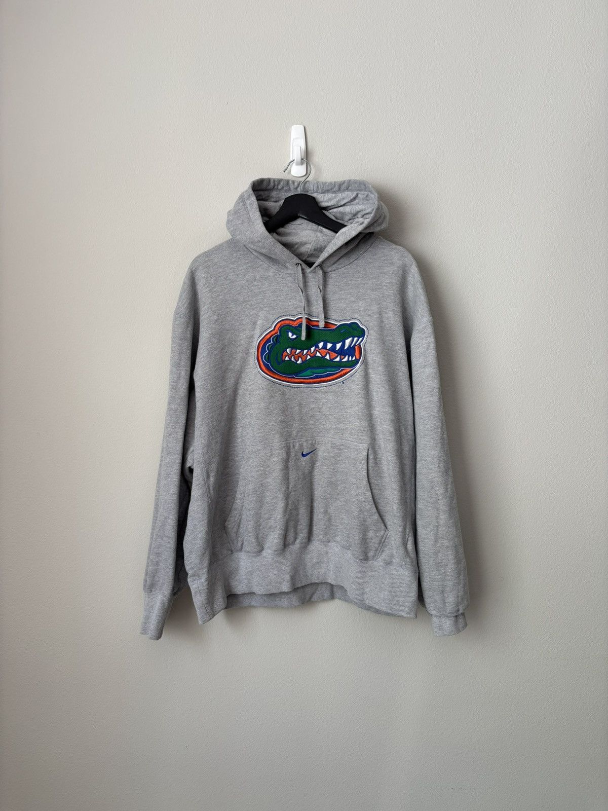 Nike Vintage Gators Nike Center Check Hoodie Size US XL / EU 56 / 4 - 1 Thumbnail