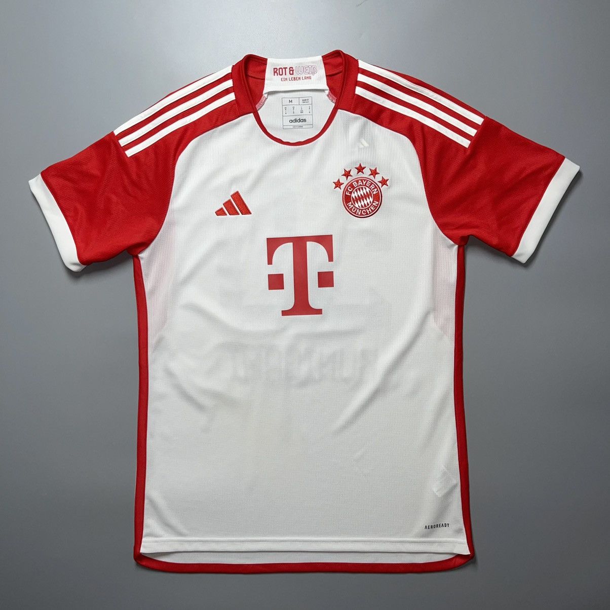 Vintage NWT BAYERN ADIDAS 2023/2024 FOOTBALL HOME JERSEY Size US M / EU 48-50 / 2 - 1 Thumbnail