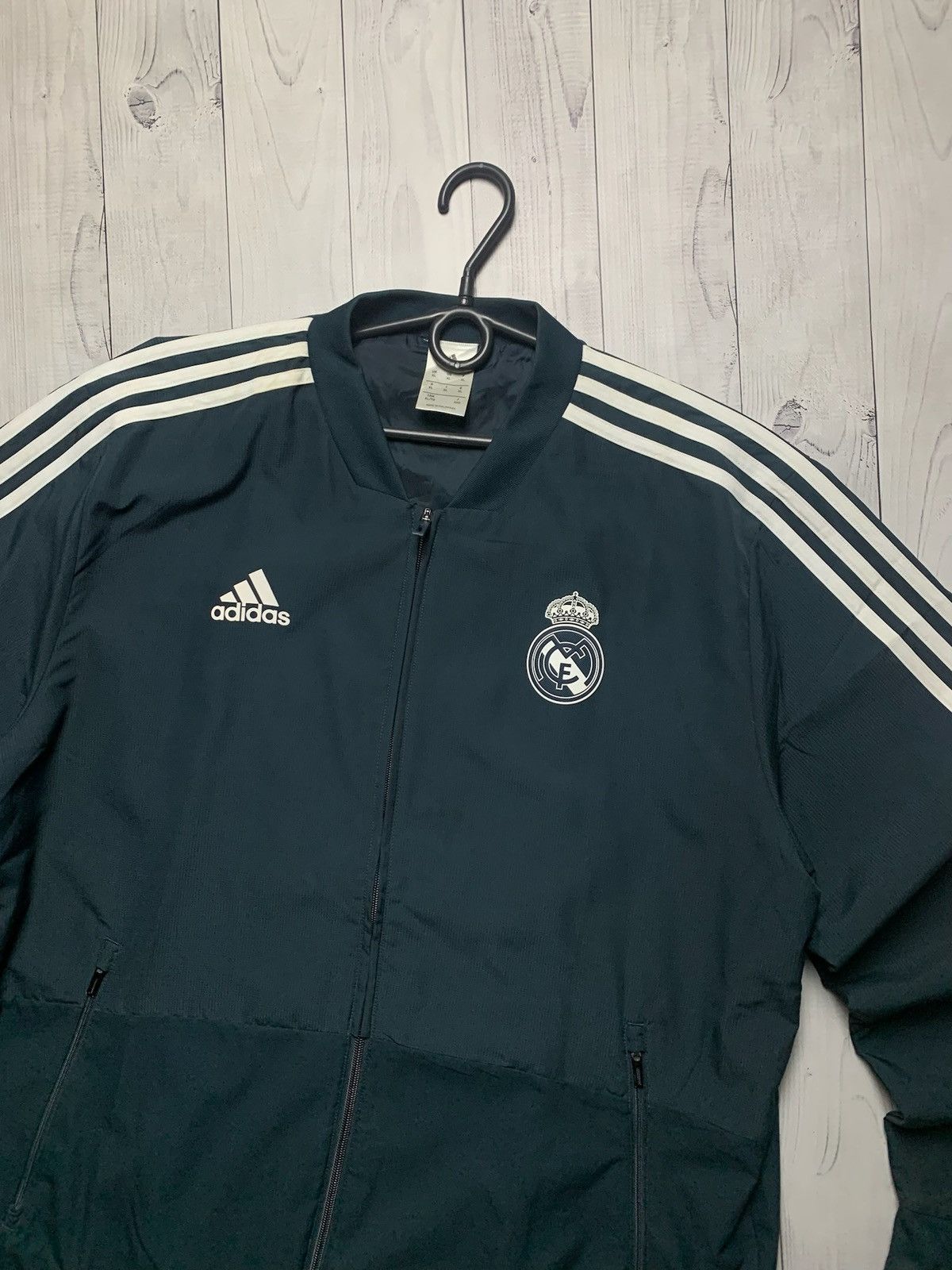 Vintage Vintage adidas Real Madrid soccer track jacket size XL Size US XL / EU 56 / 4 - 2 Thumbnail