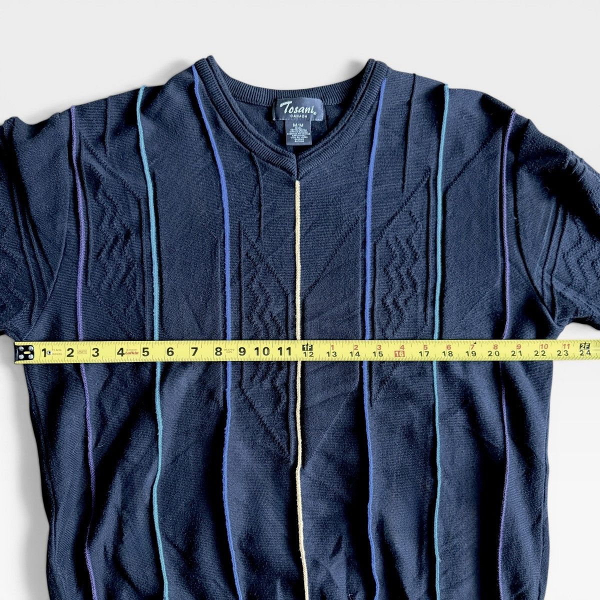 Vintage Vintage Tosani Canada "Coogi Style" Textured Knit V-Neck Size US M / EU 48-50 / 2 - 5 Thumbnail