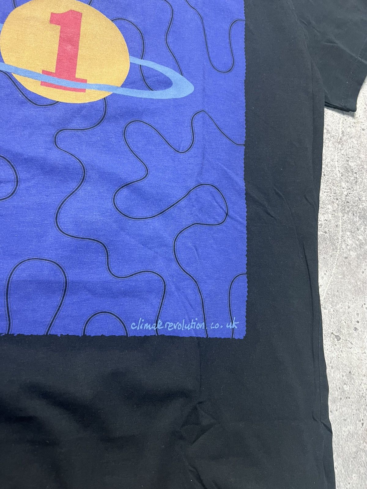 Vivienne Westwood Vintage Vivienne Westwood big logo t-shirt Size US S / EU 44-46 / 1 - 6 Thumbnail