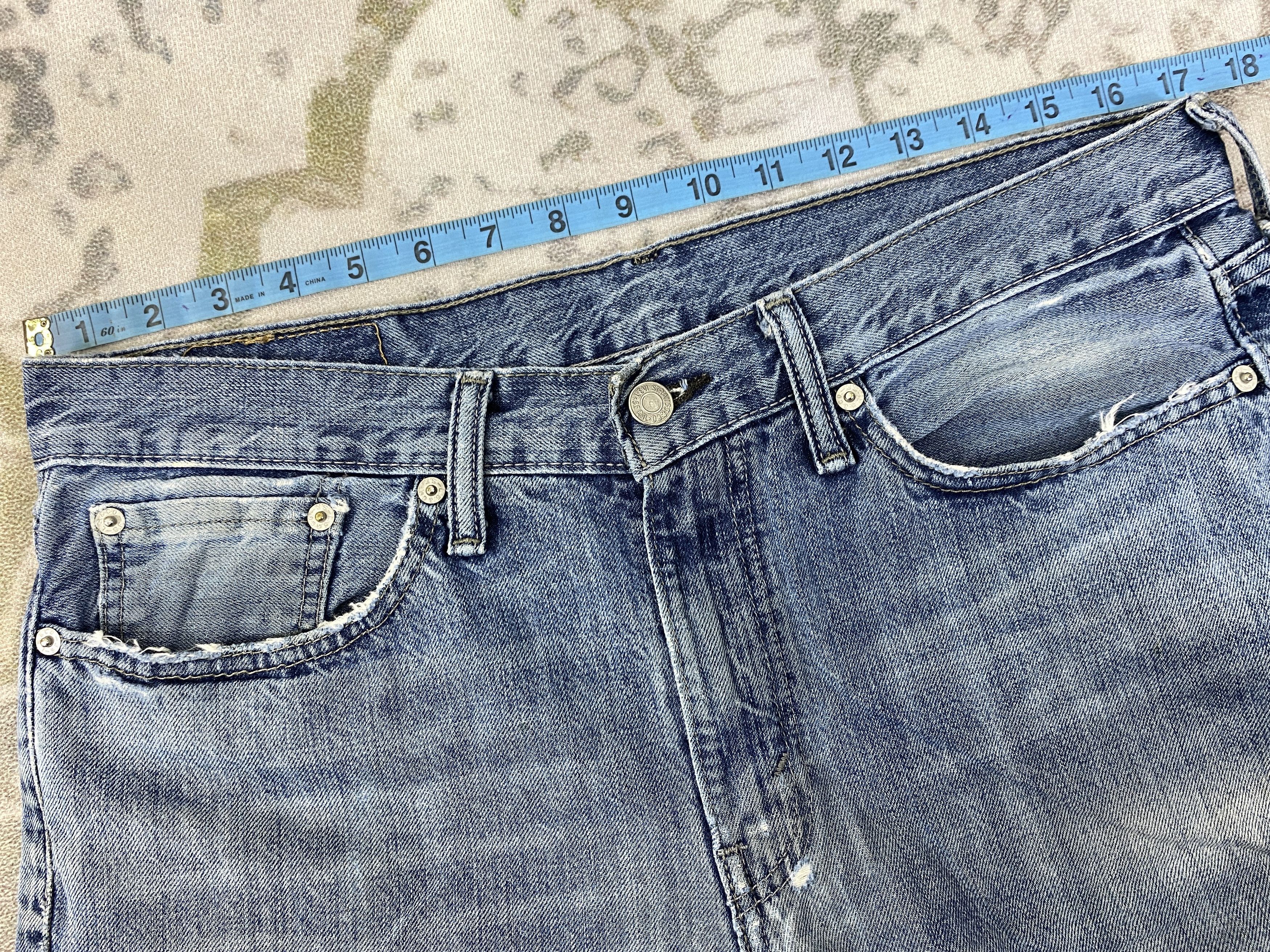 Levi's Distressed Light Wash Vintage Levi's 514 34x33 Denim -JN2082 Size US 34 / EU 50 - 5 Thumbnail