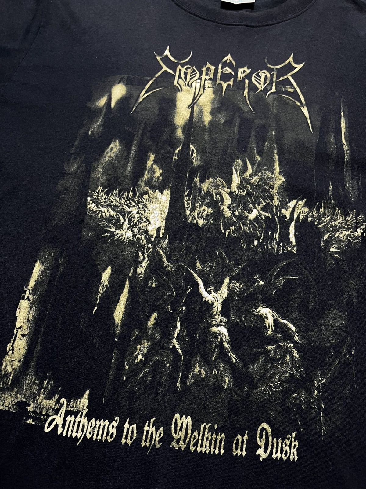 Band Tees Vintage 1990's EMPEROR "Anthems to the Welkin at Dusk"Tshirt Size US L / EU 52-54 / 3 - 9 Thumbnail