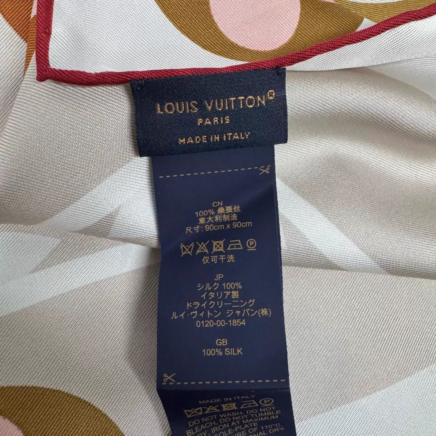 Louis Vuitton LV Colorful Lock 90x90cm Scarf Unused Size ONE SIZE - 4 Thumbnail