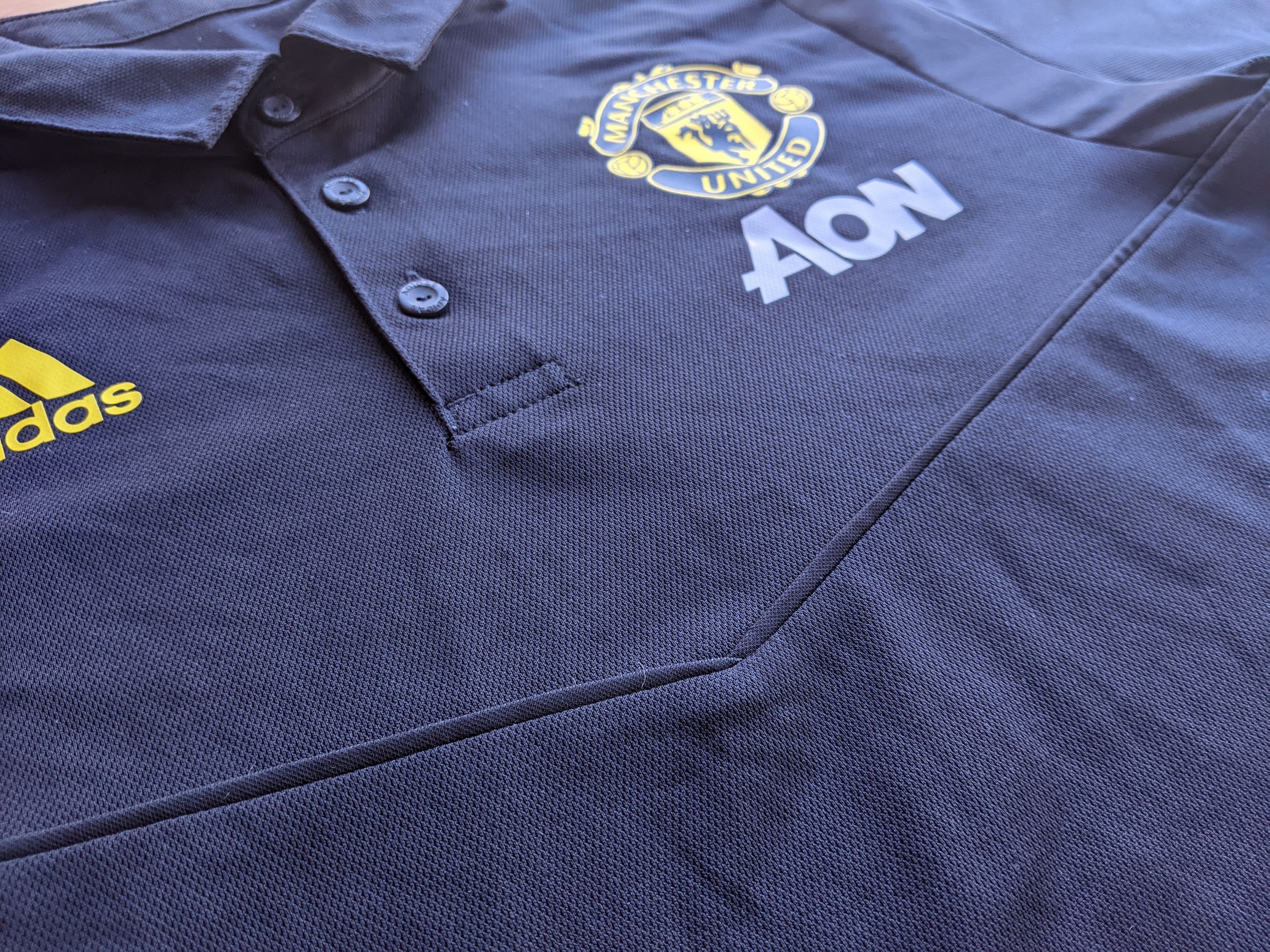 Adidas Adidas Manchester United Soccer Jersey Football Tshirt Aon Size US M / EU 48-50 / 2 - 5 Thumbnail